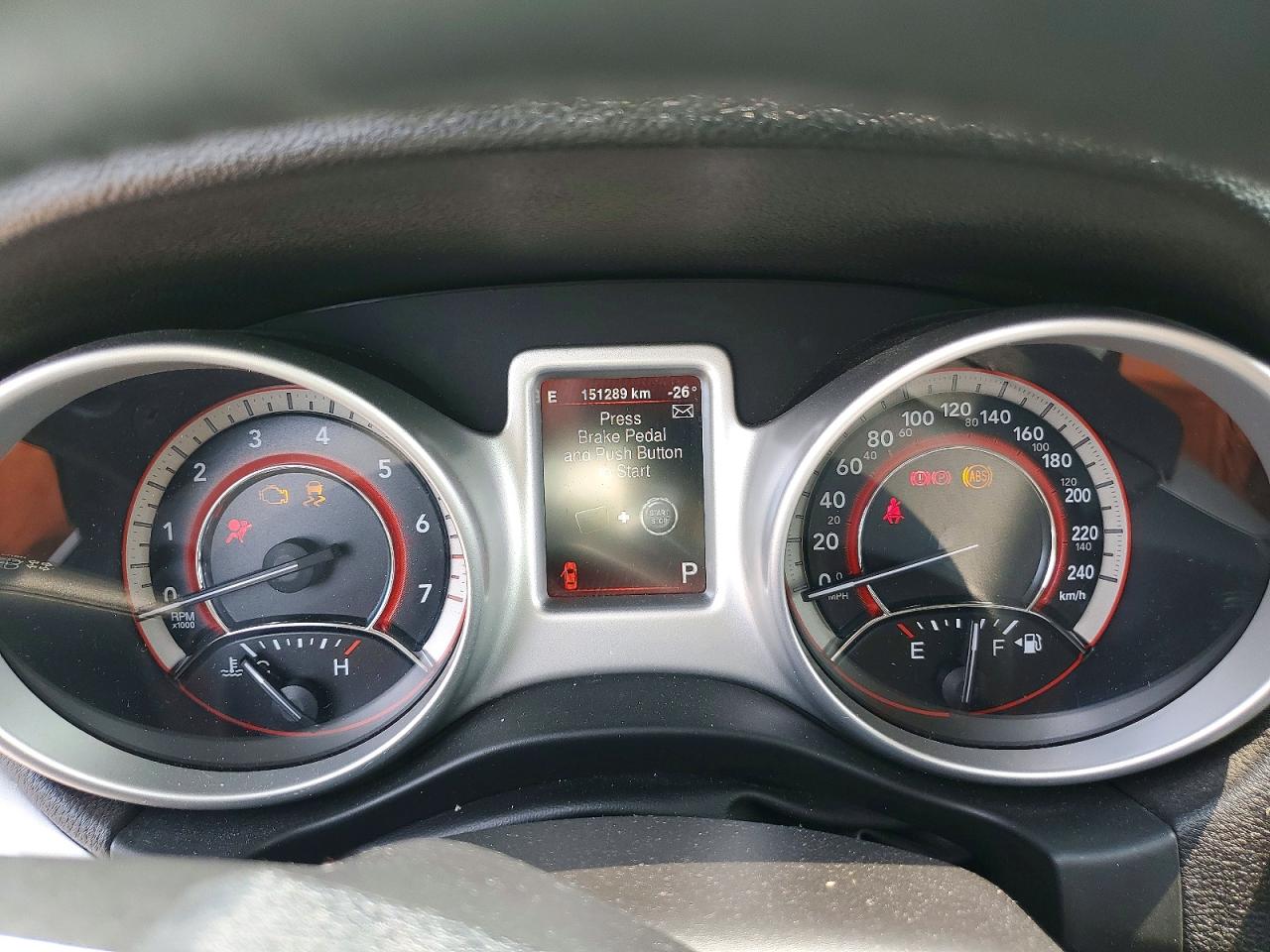 2014 Dodge Journey Se Серебряный vin: 3C4PDCAB9ET204682