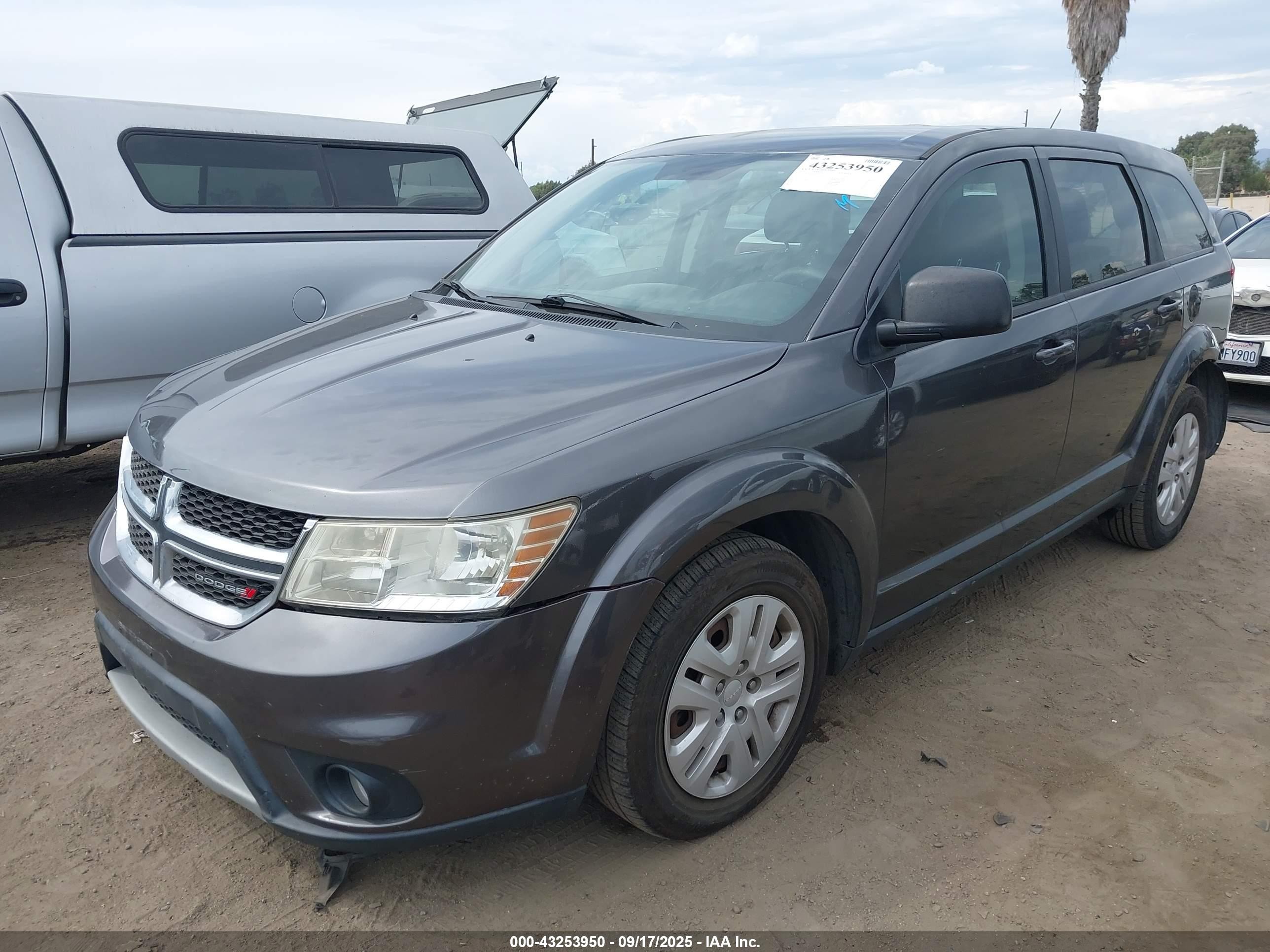 2014 Dodge Journey American Value Pkg Gray vin: 3C4PDCAB9ET310971