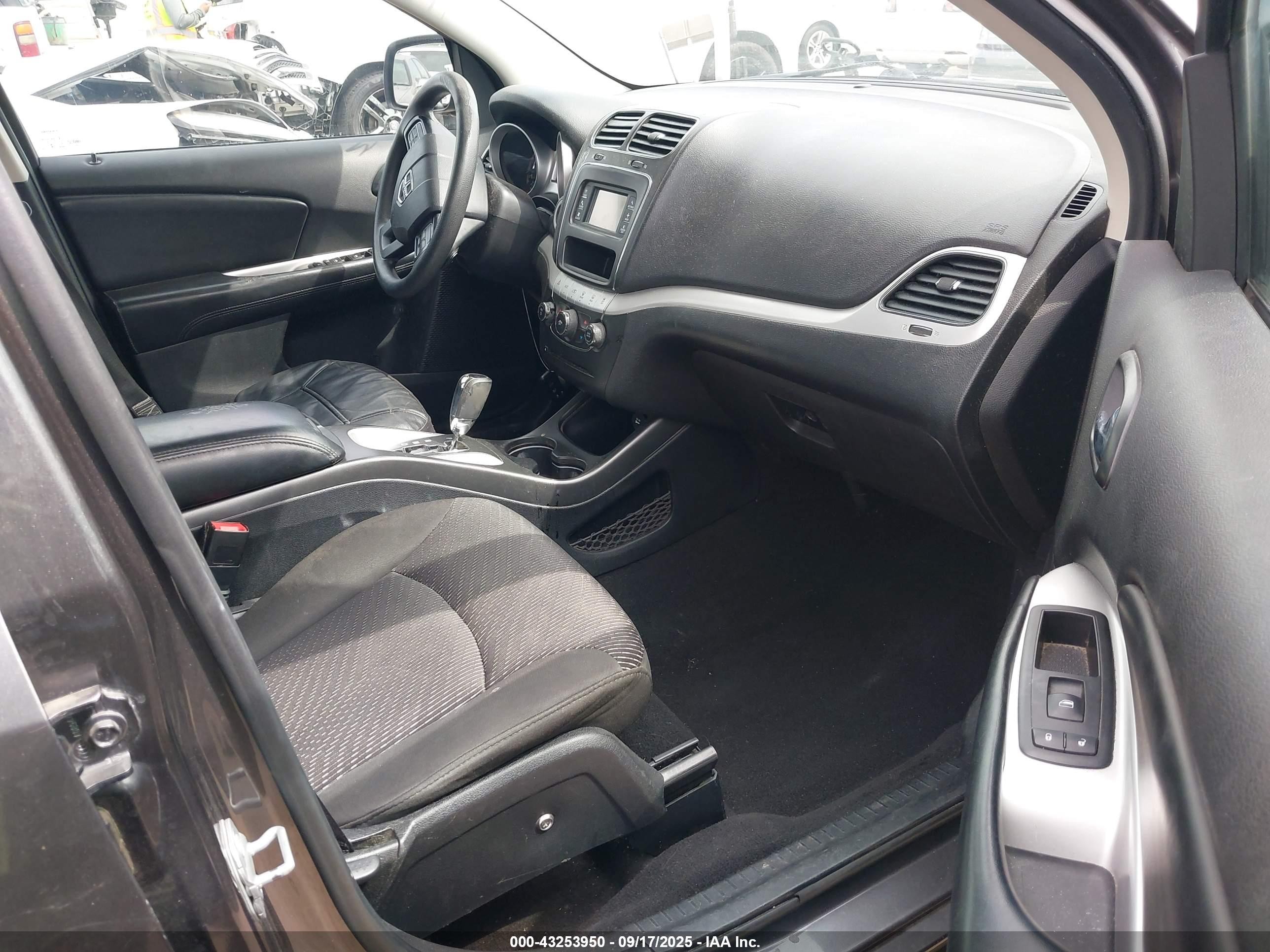 2014 Dodge Journey American Value Pkg Gray vin: 3C4PDCAB9ET310971