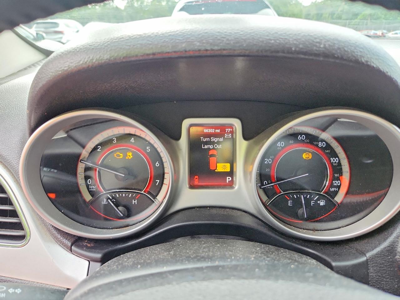 2015 Dodge Journey Se Red vin: 3C4PDCAB9FT618031