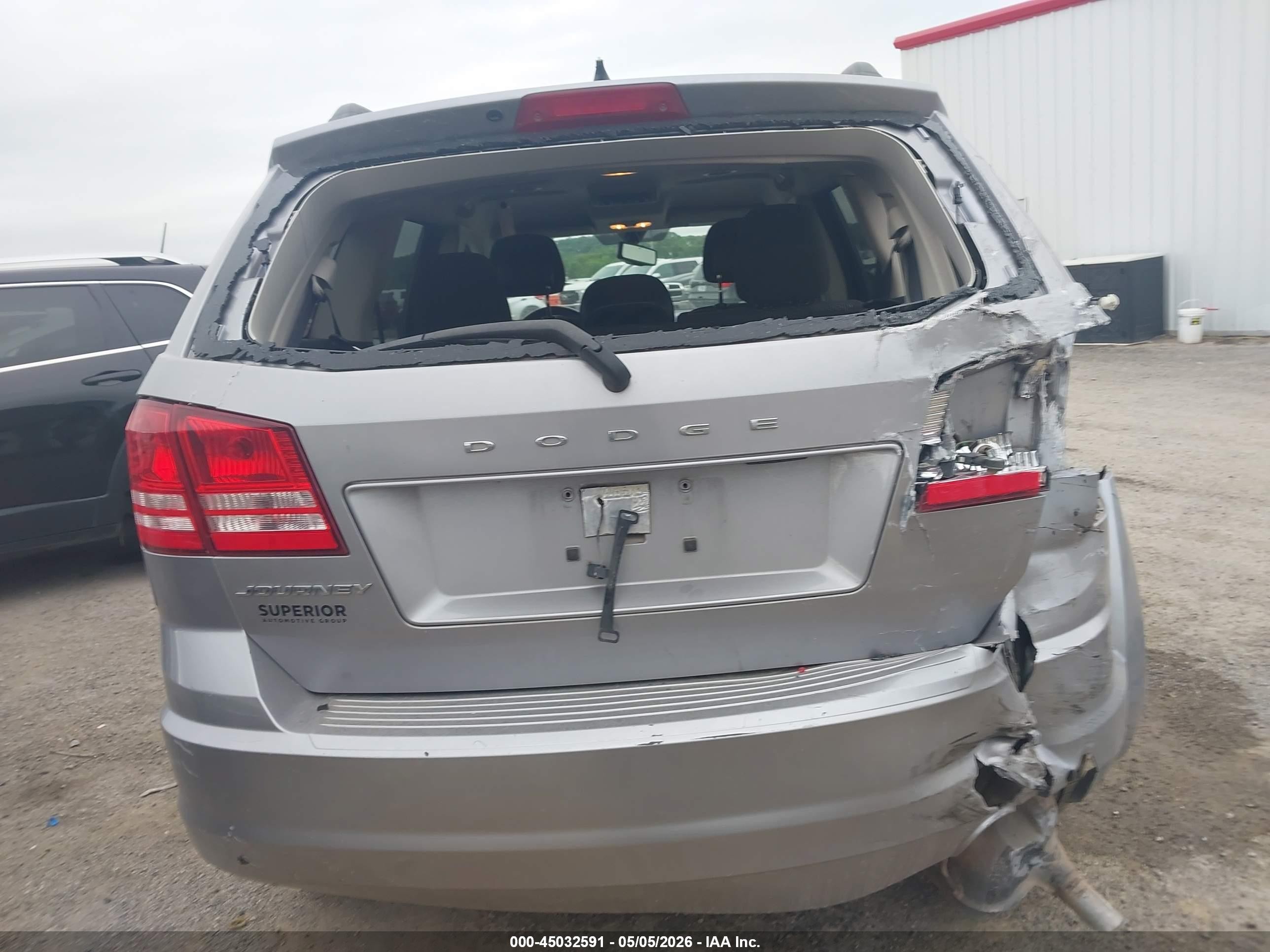 2016 Dodge Journey Se Silver vin: 3C4PDCAB9GT215555