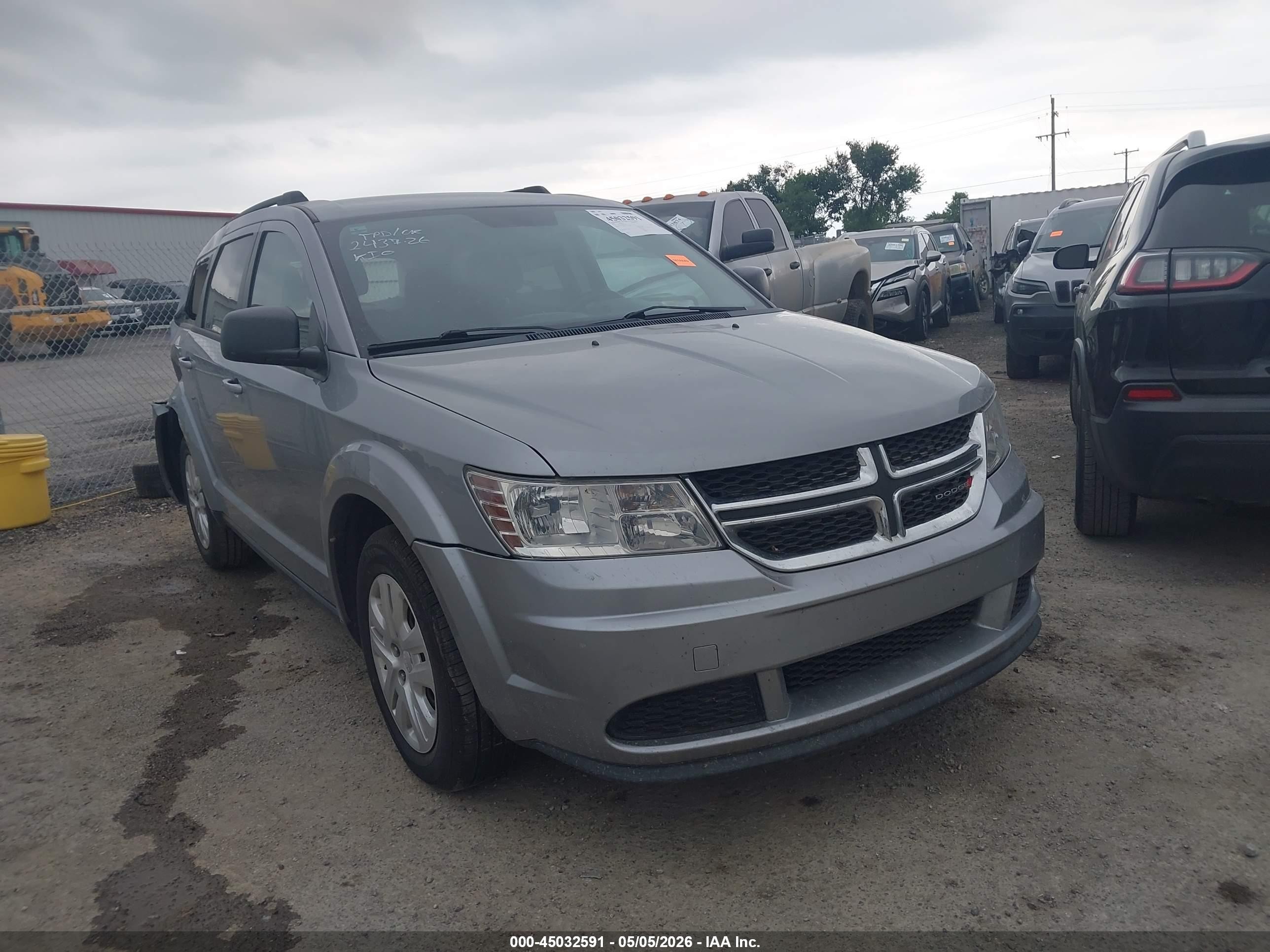 3C4PDCAB9GT215555