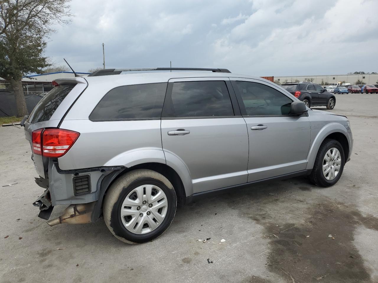 2018 Dodge Journey Se Gray vin: 3C4PDCAB9JT183052