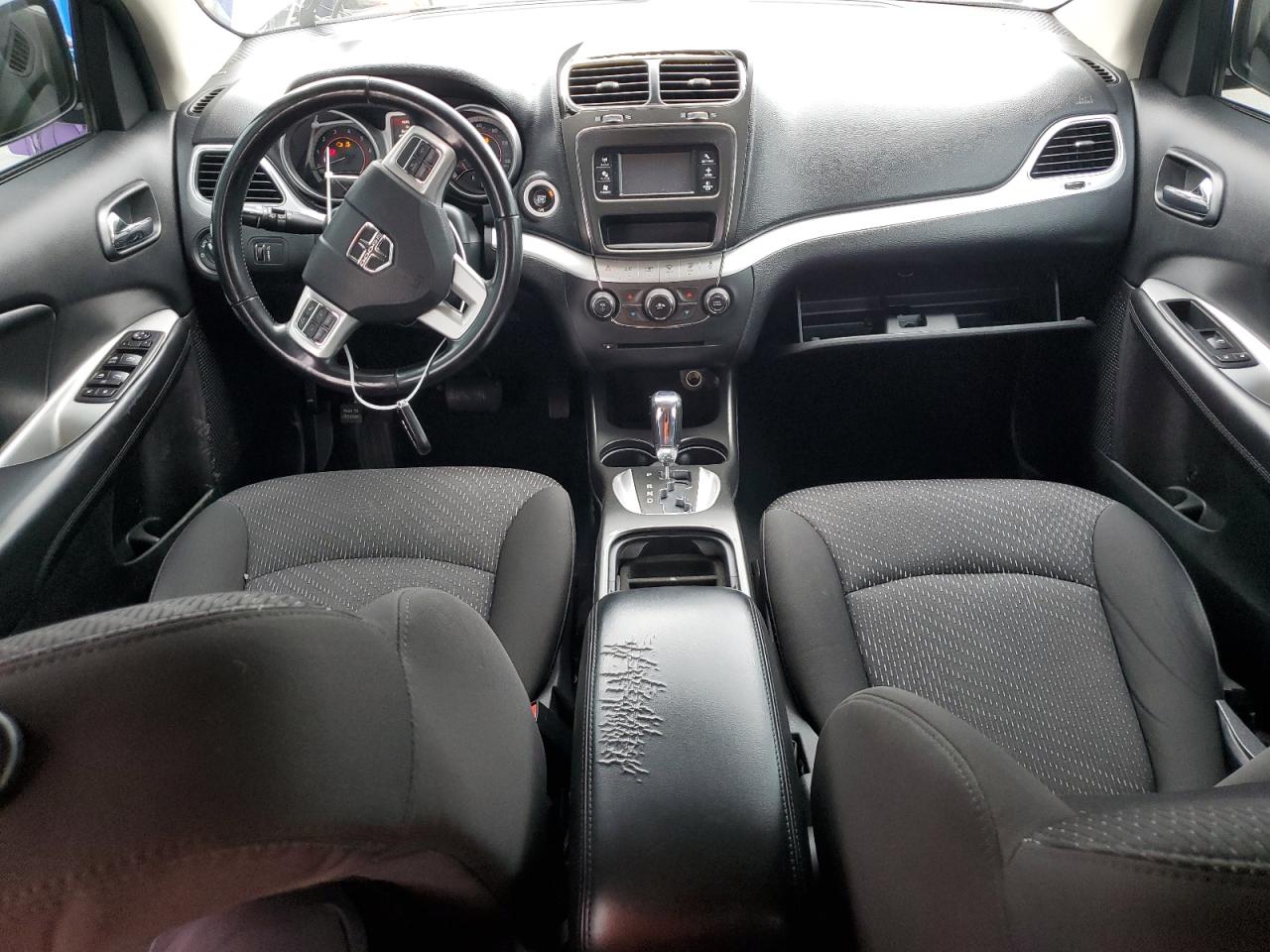 2018 Dodge Journey Se Gray vin: 3C4PDCAB9JT183052