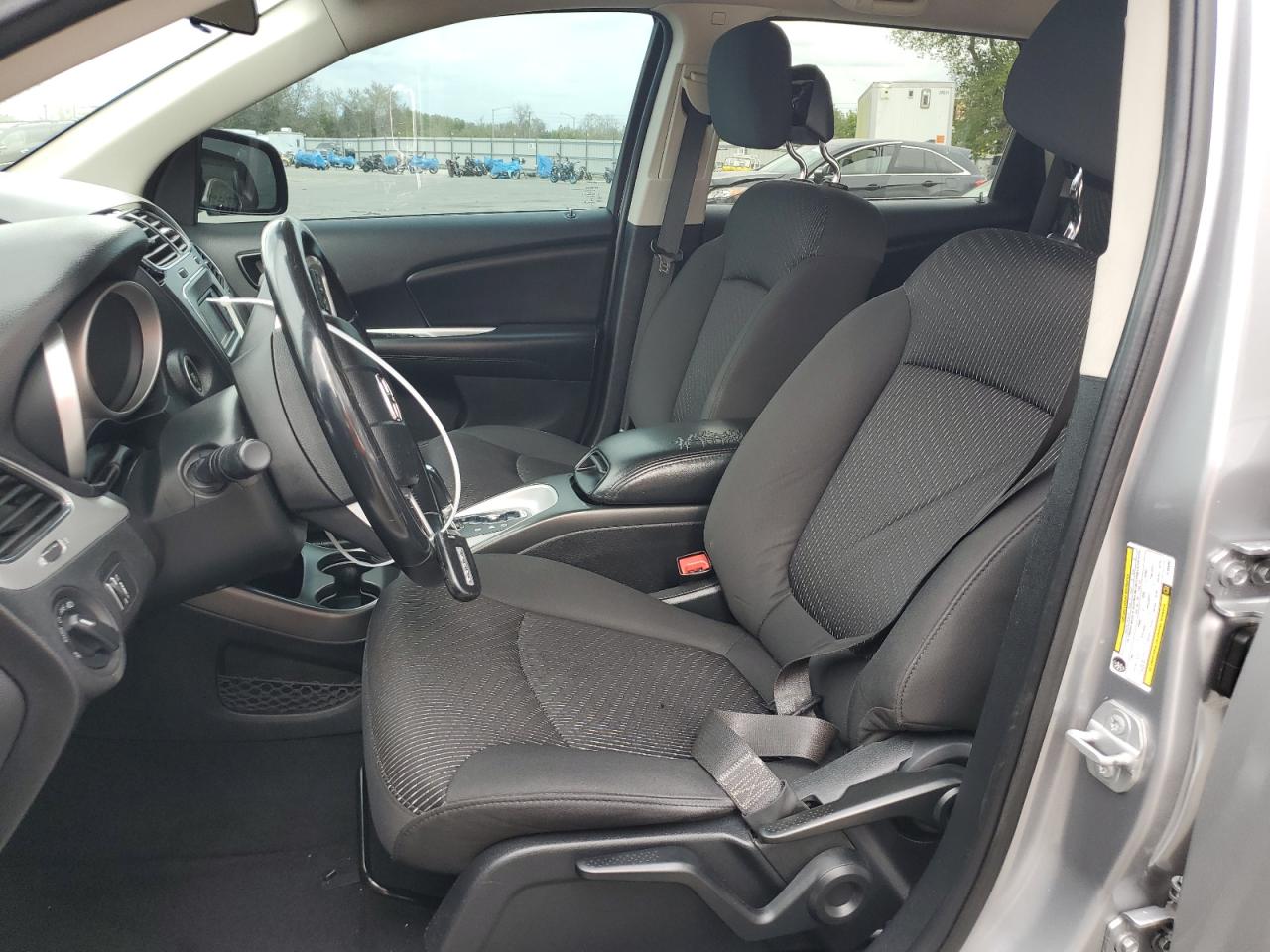 2018 Dodge Journey Se Gray vin: 3C4PDCAB9JT183052