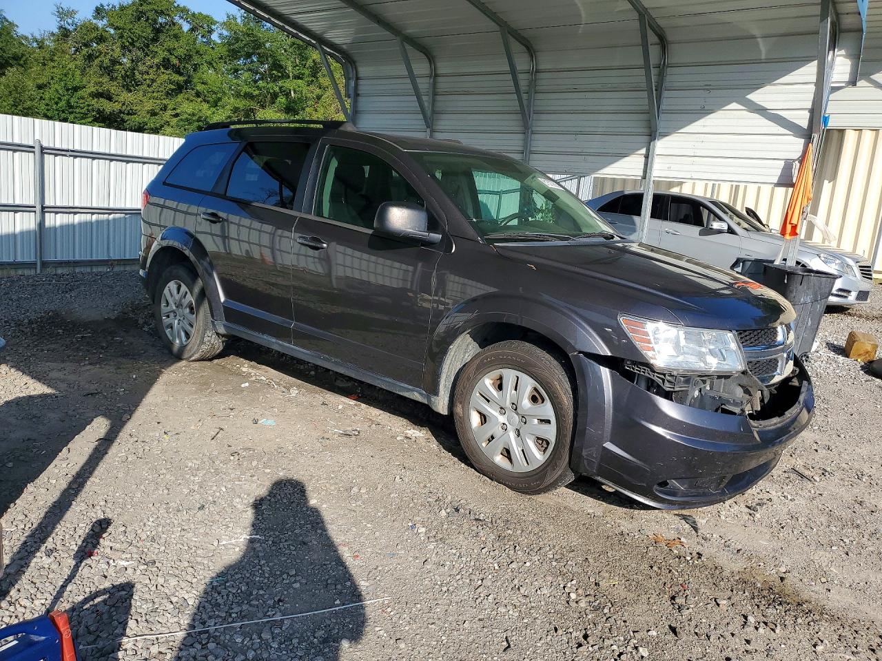 2018 Dodge Journey Se Gray vin: 3C4PDCAB9JT300662
