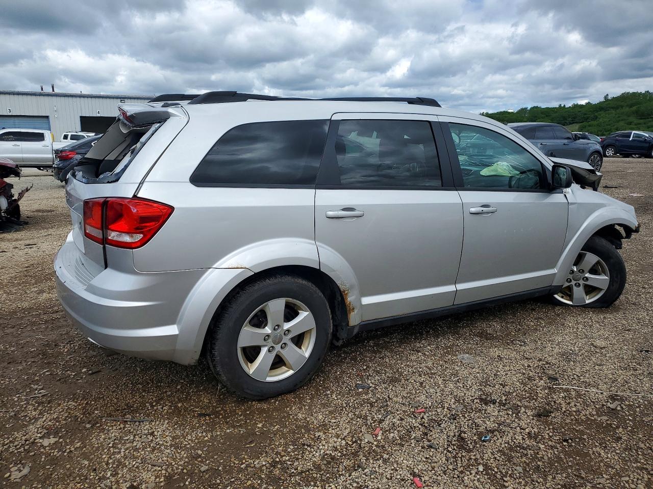2013 Dodge Journey Se Silver vin: 3C4PDCABXDT501460