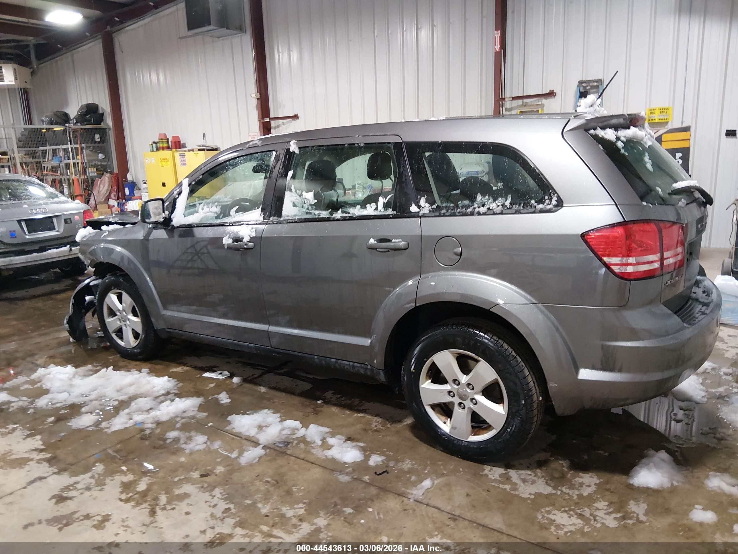 2013 Dodge Journey American Value Pkg Серый vin: 3C4PDCABXDT602966