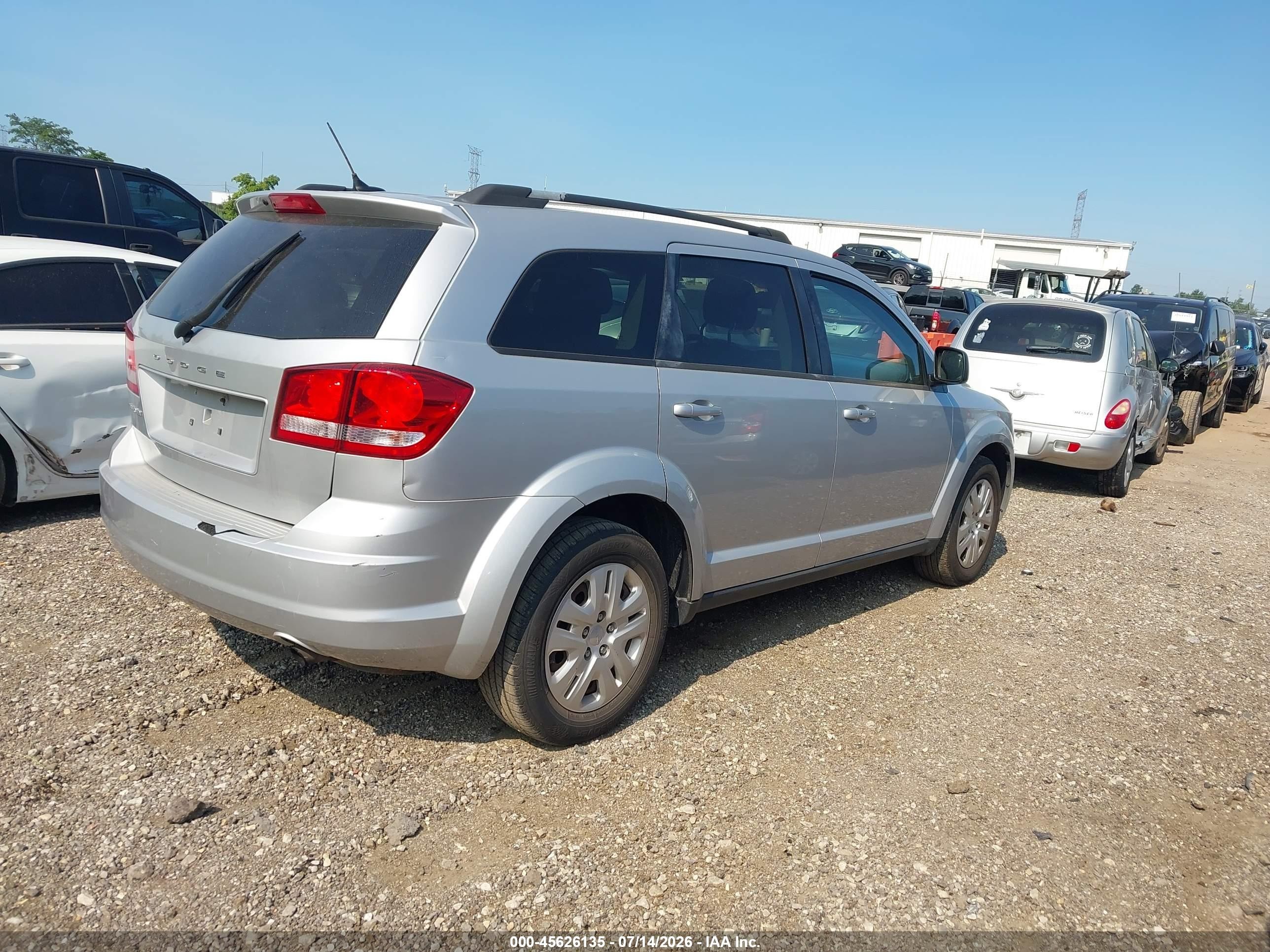 2014 Dodge Journey Se Silver vin: 3C4PDCABXET170915