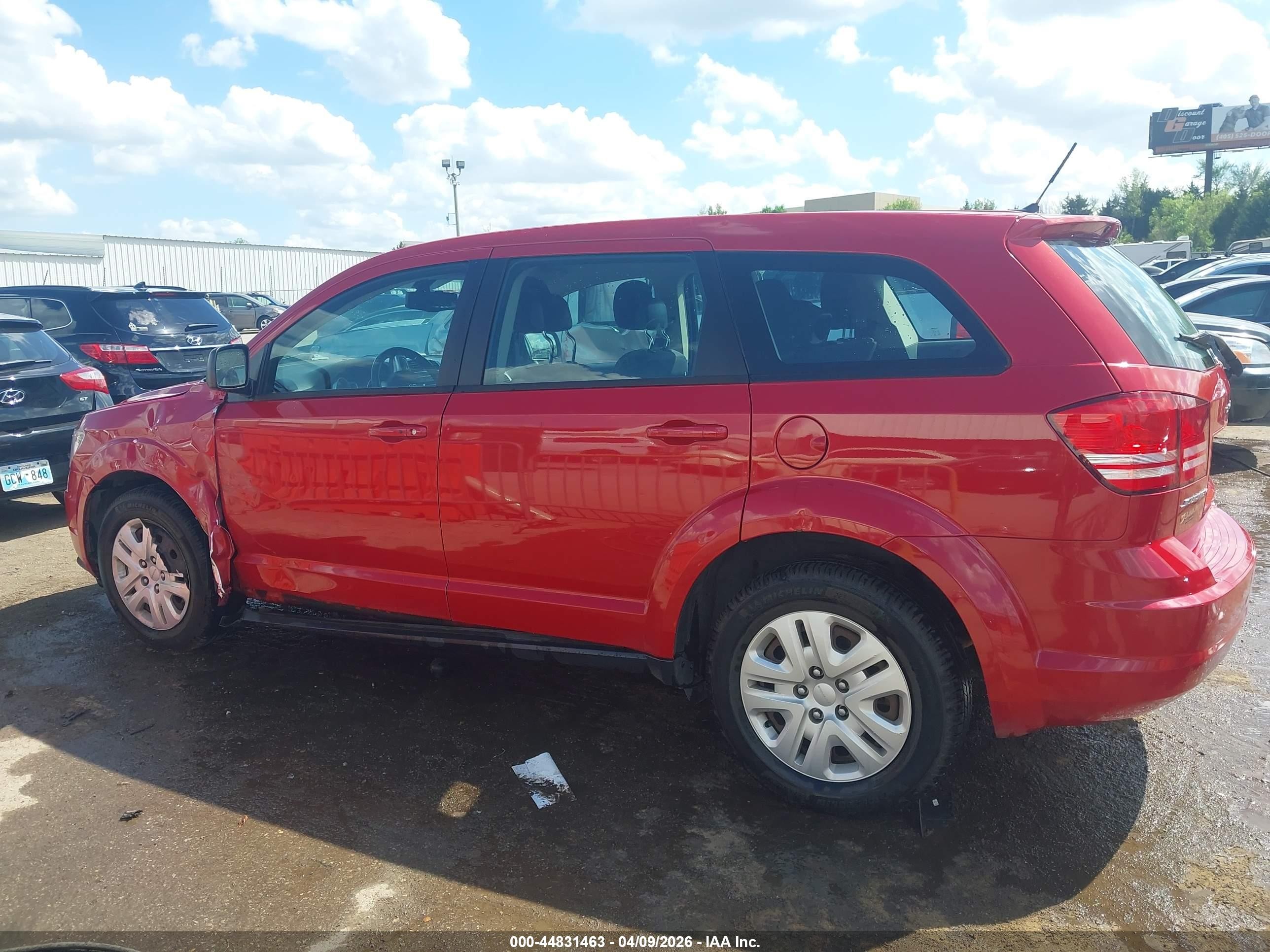2014 Dodge Journey American Value Pkg Красный vin: 3C4PDCABXET301759