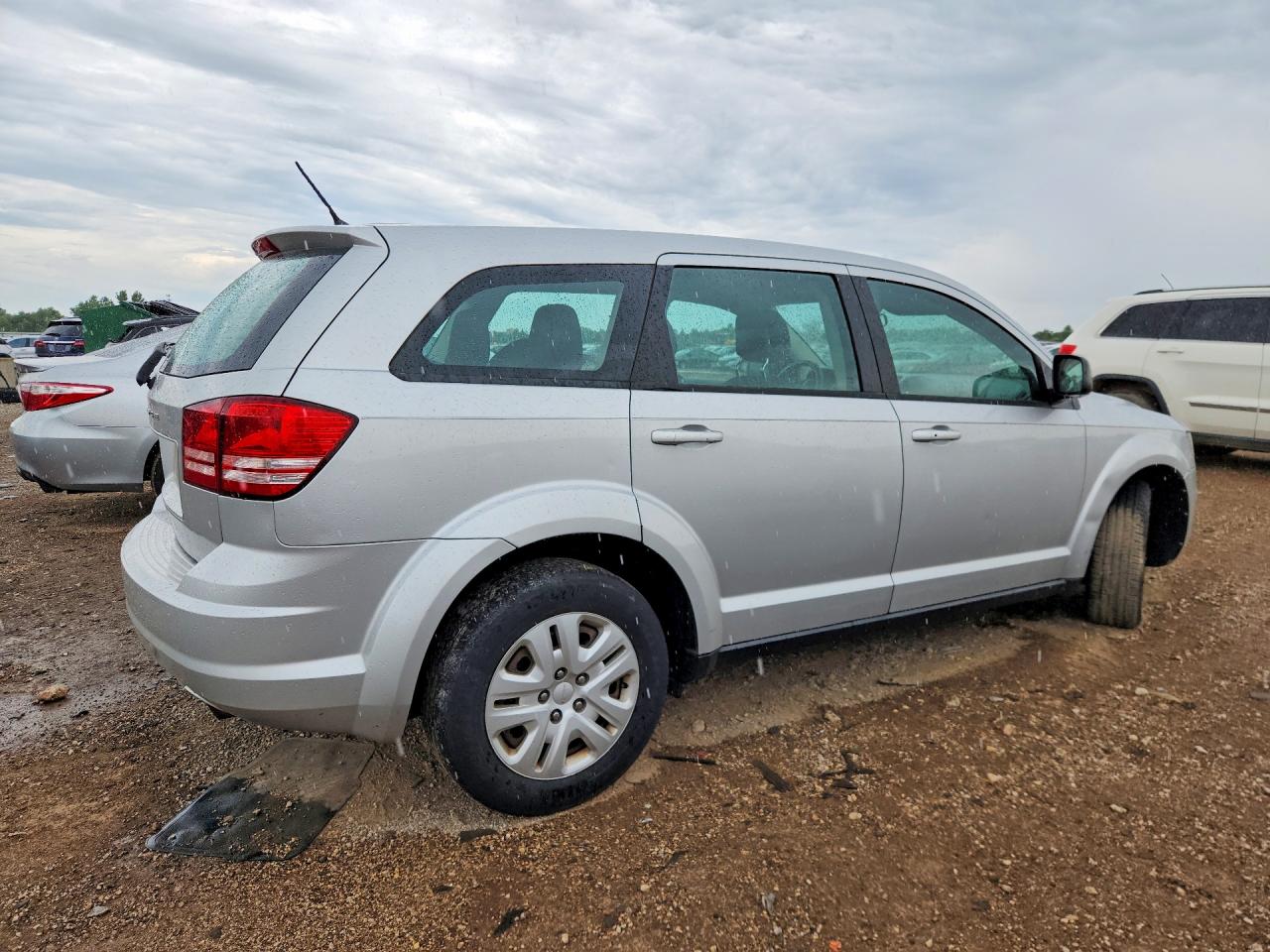 2014 Dodge Journey Se Silver vin: 3C4PDCABXET309764