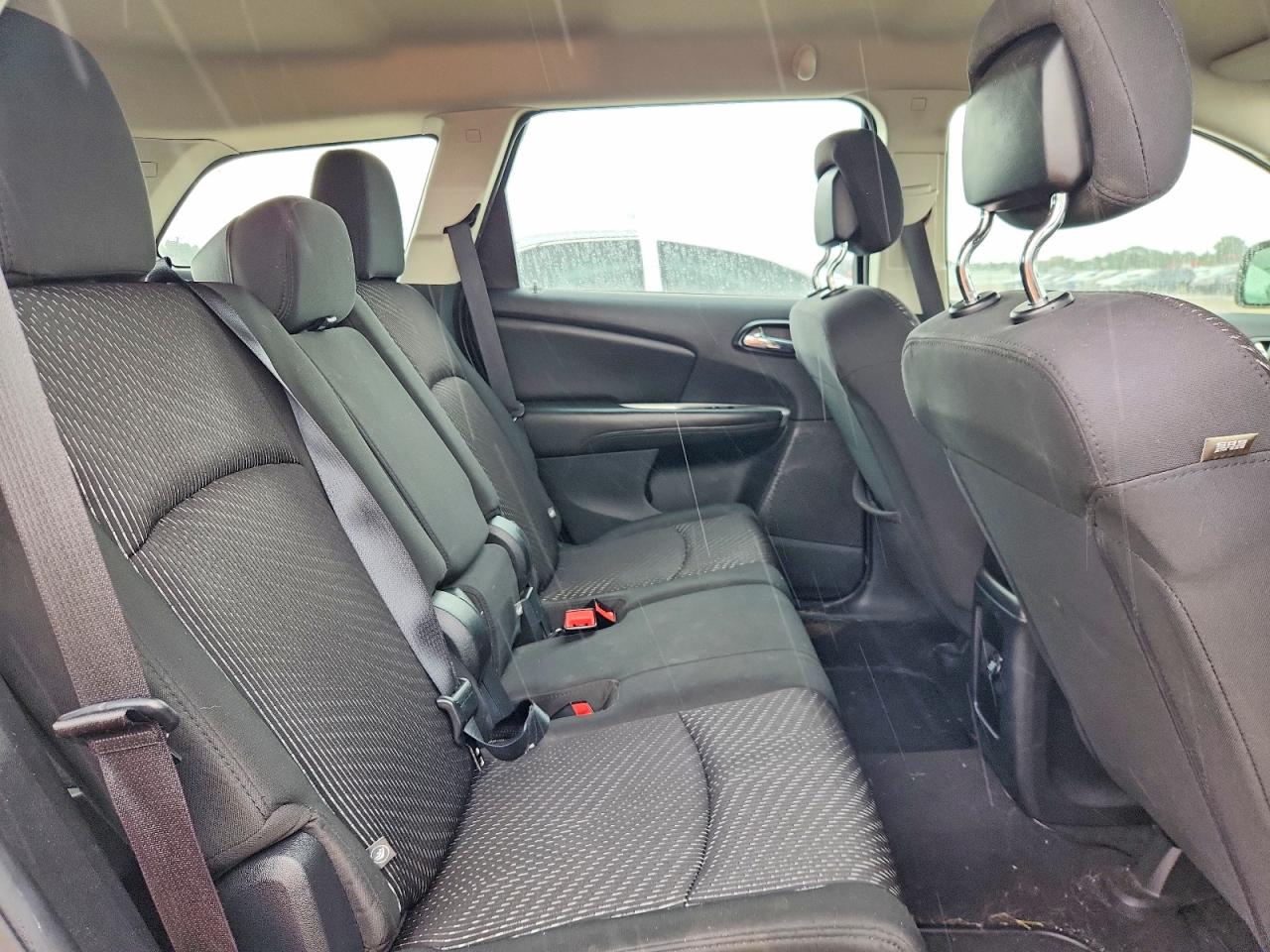 2014 Dodge Journey Se Silver vin: 3C4PDCABXET309764