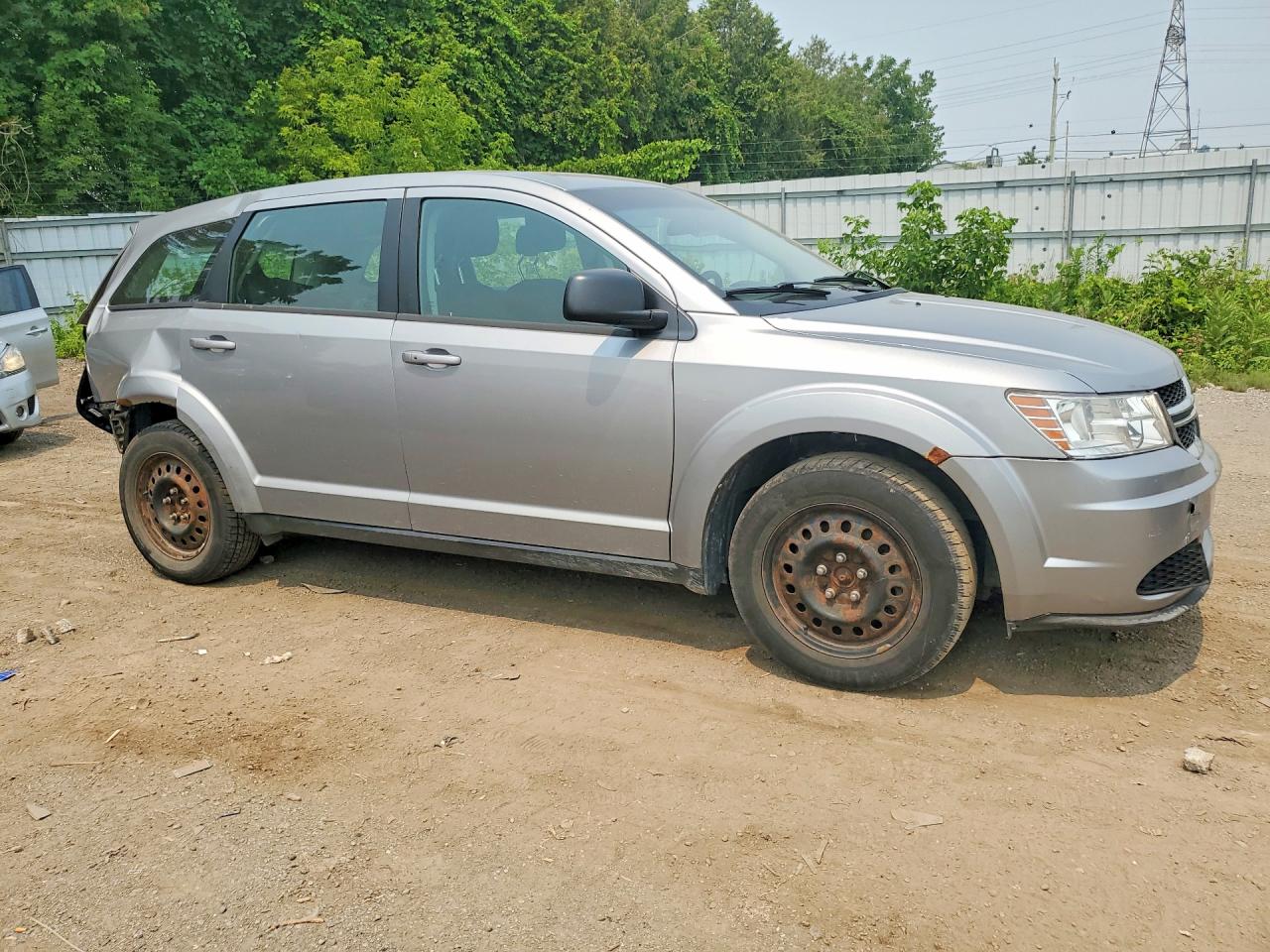 2015 Dodge Journey Se Silver vin: 3C4PDCABXFT529813