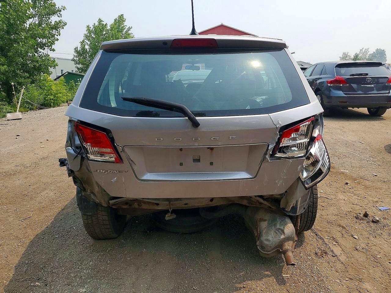 2015 Dodge Journey Se Silver vin: 3C4PDCABXFT529813