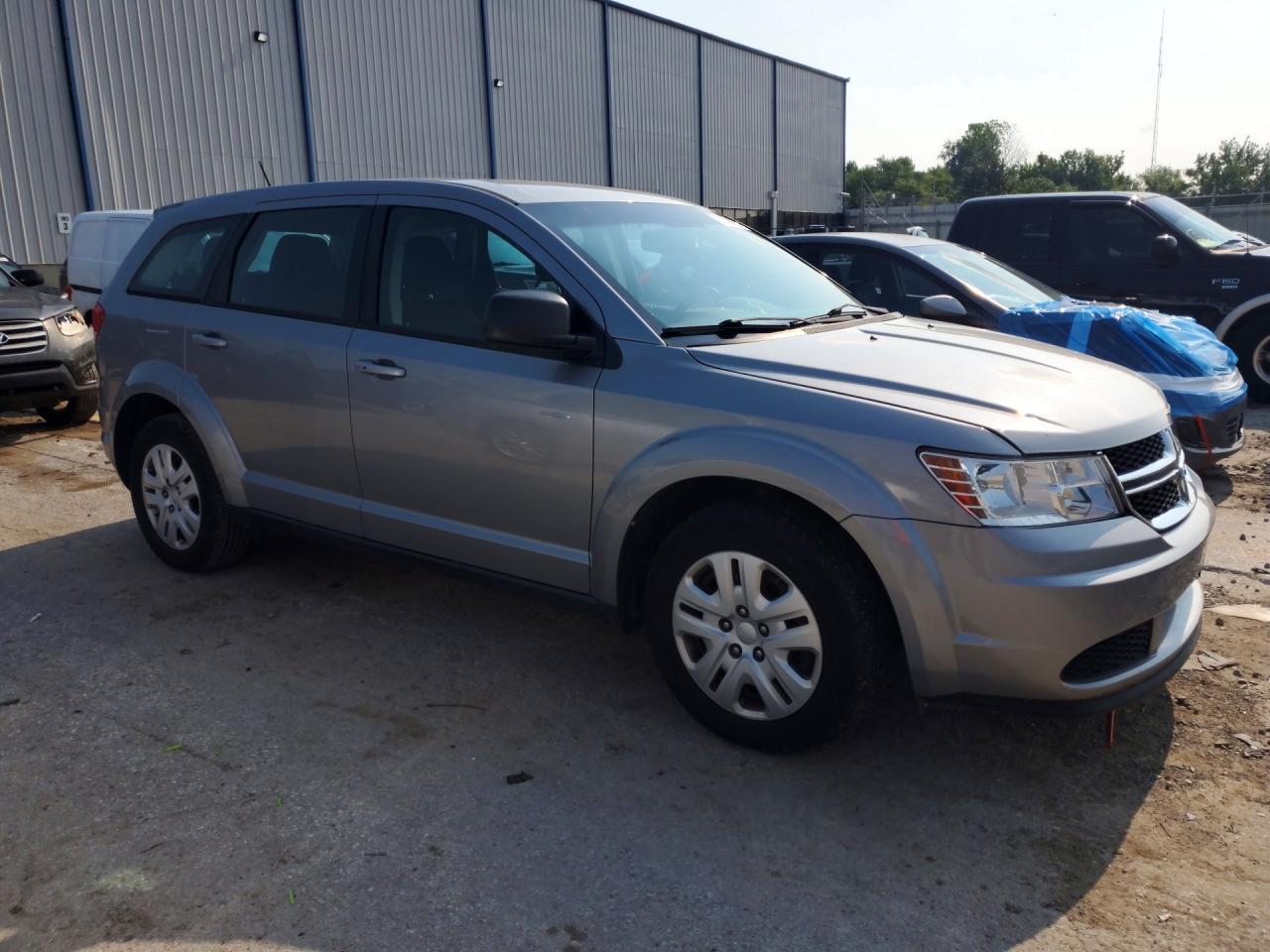 2015 Dodge Journey Se Серебряный vin: 3C4PDCABXFT600251