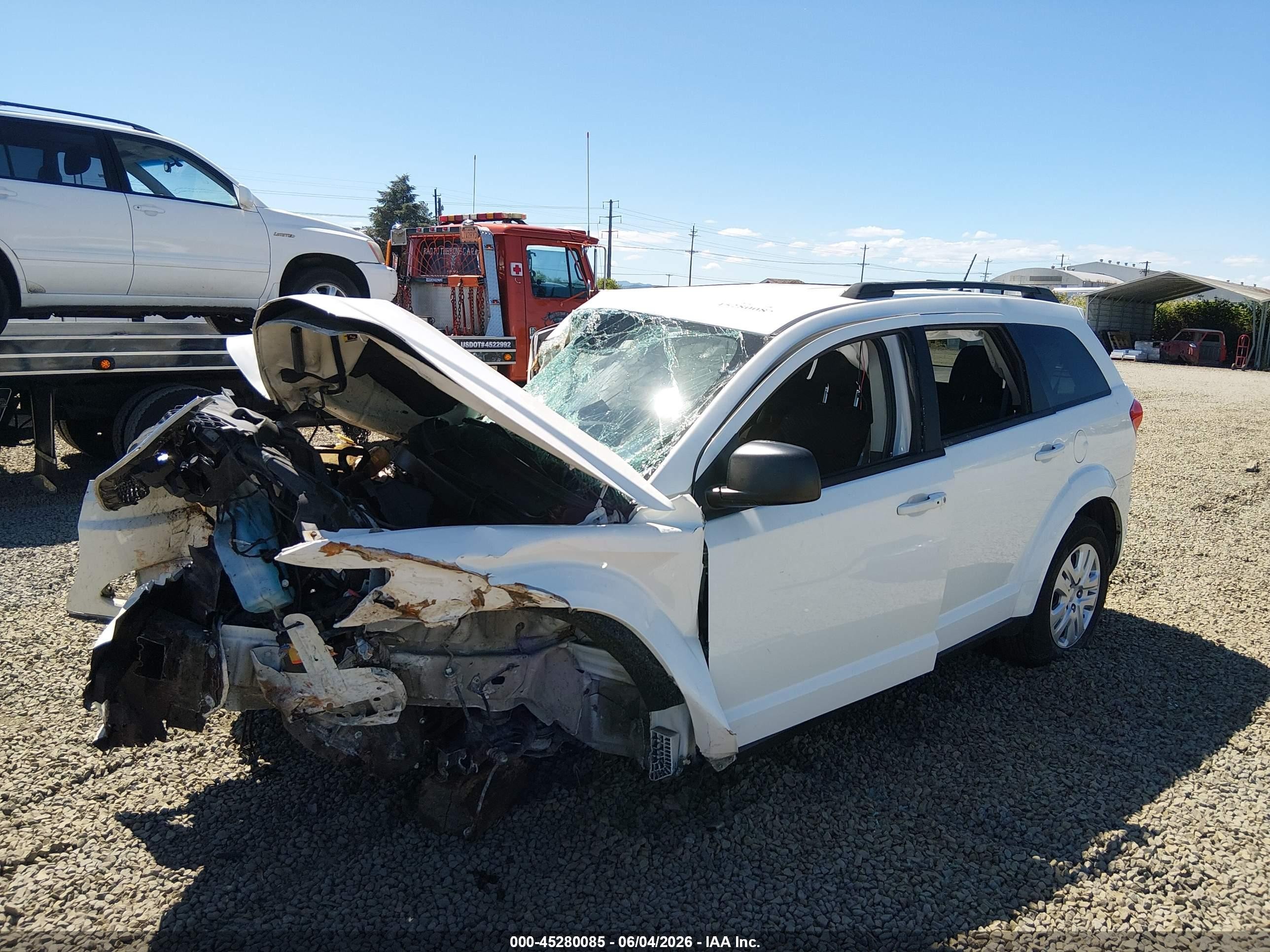 2015 Dodge Journey Se White vin: 3C4PDCABXFT736590