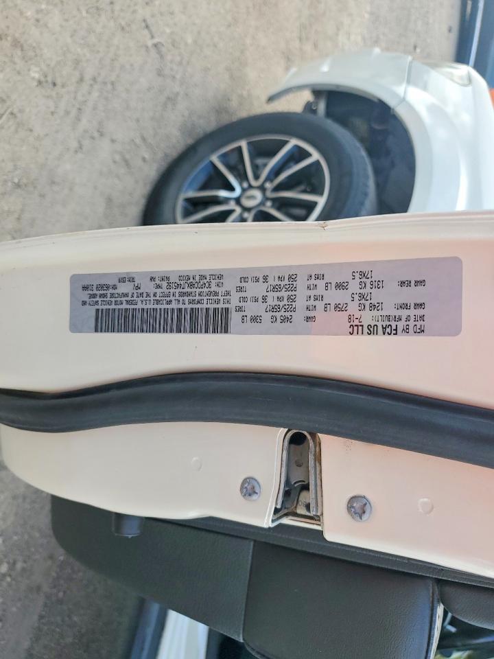 2018 Dodge Journey Se White vin: 3C4PDCABXJT445192