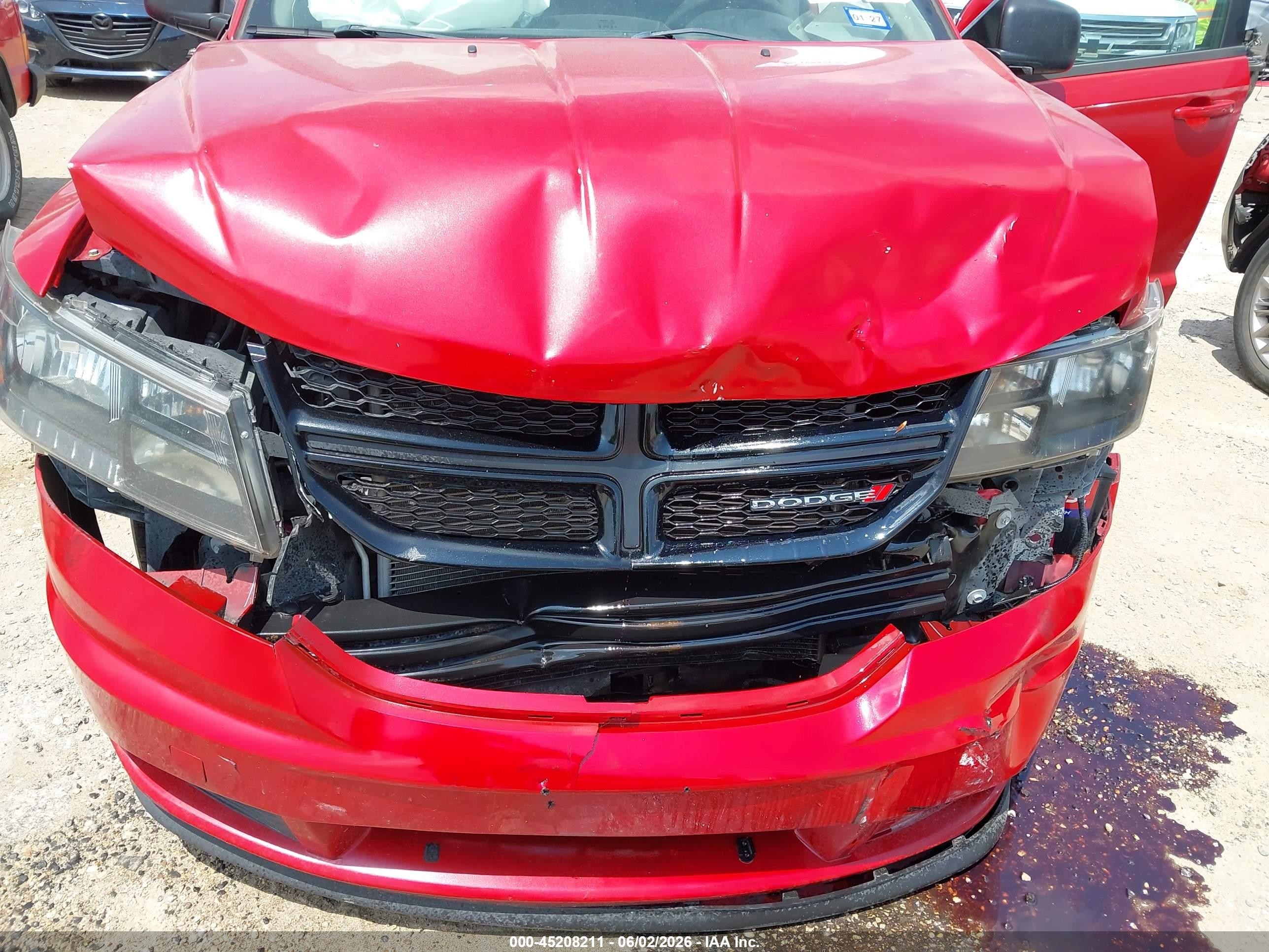 2018 Dodge Journey Se Red vin: 3C4PDCABXJT519971
