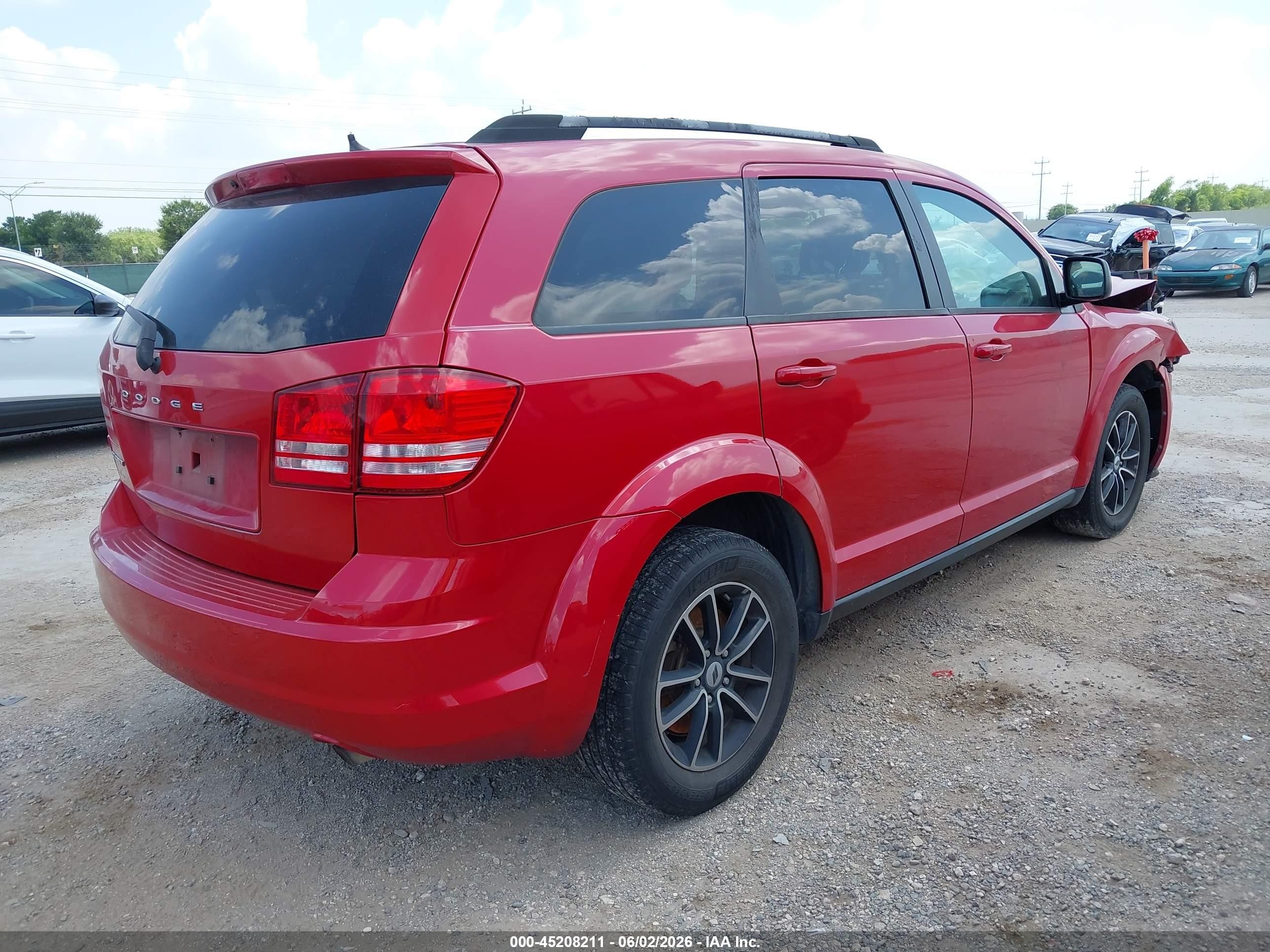 2018 Dodge Journey Se Red vin: 3C4PDCABXJT519971