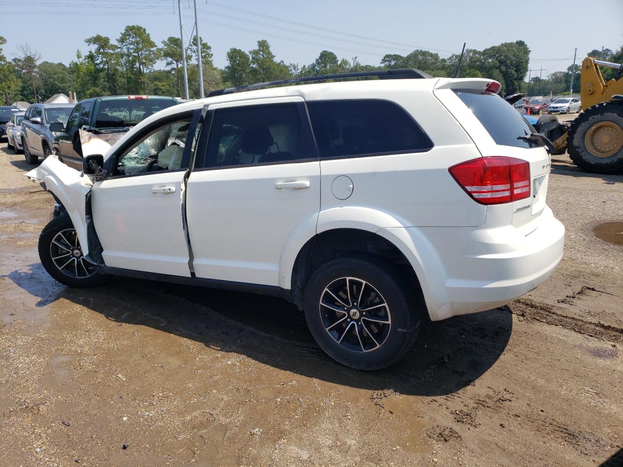 2018 Dodge Journey Se White vin: 3C4PDCABXJT535667
