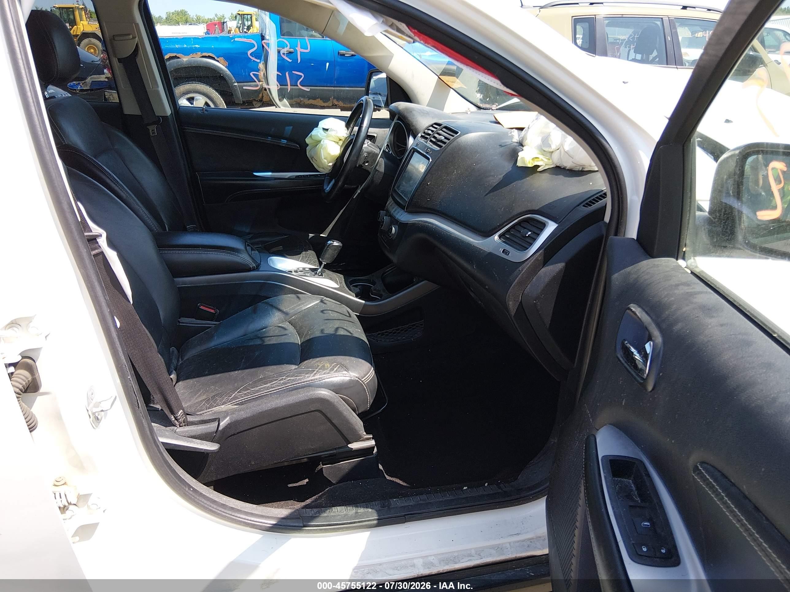 2013 Dodge Journey Sxt White vin: 3C4PDCBB0DT679392