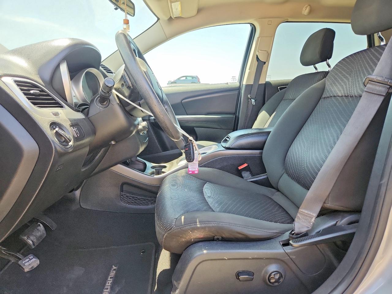 2015 Dodge Journey Sxt Silver vin: 3C4PDCBB0FT741876