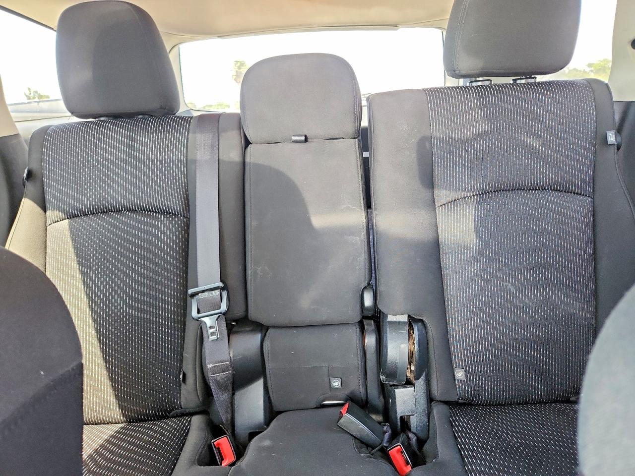 2015 Dodge Journey Sxt Silver vin: 3C4PDCBB0FT741876