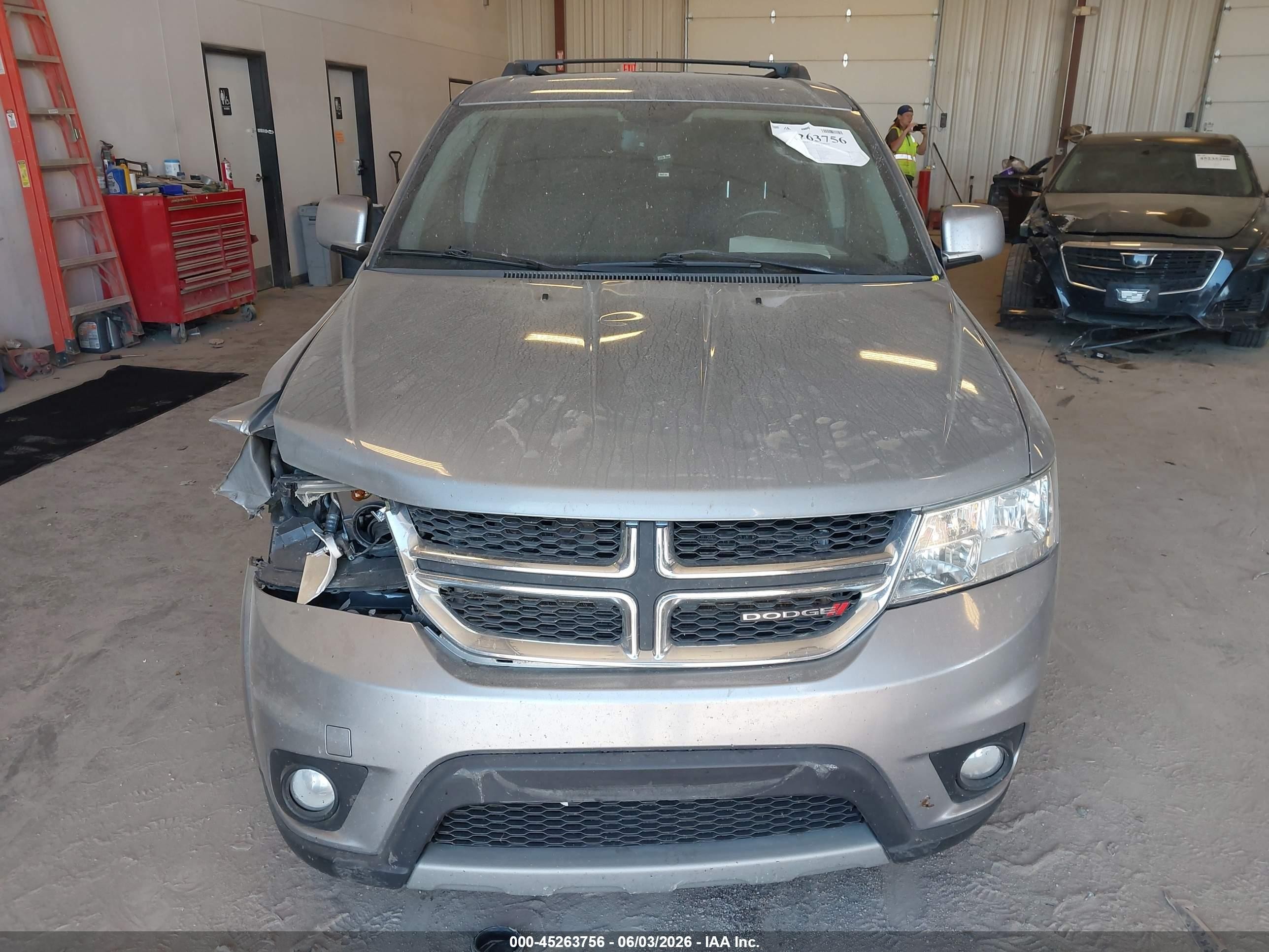2015 Dodge Journey Sxt Silver vin: 3C4PDCBB0FT756362