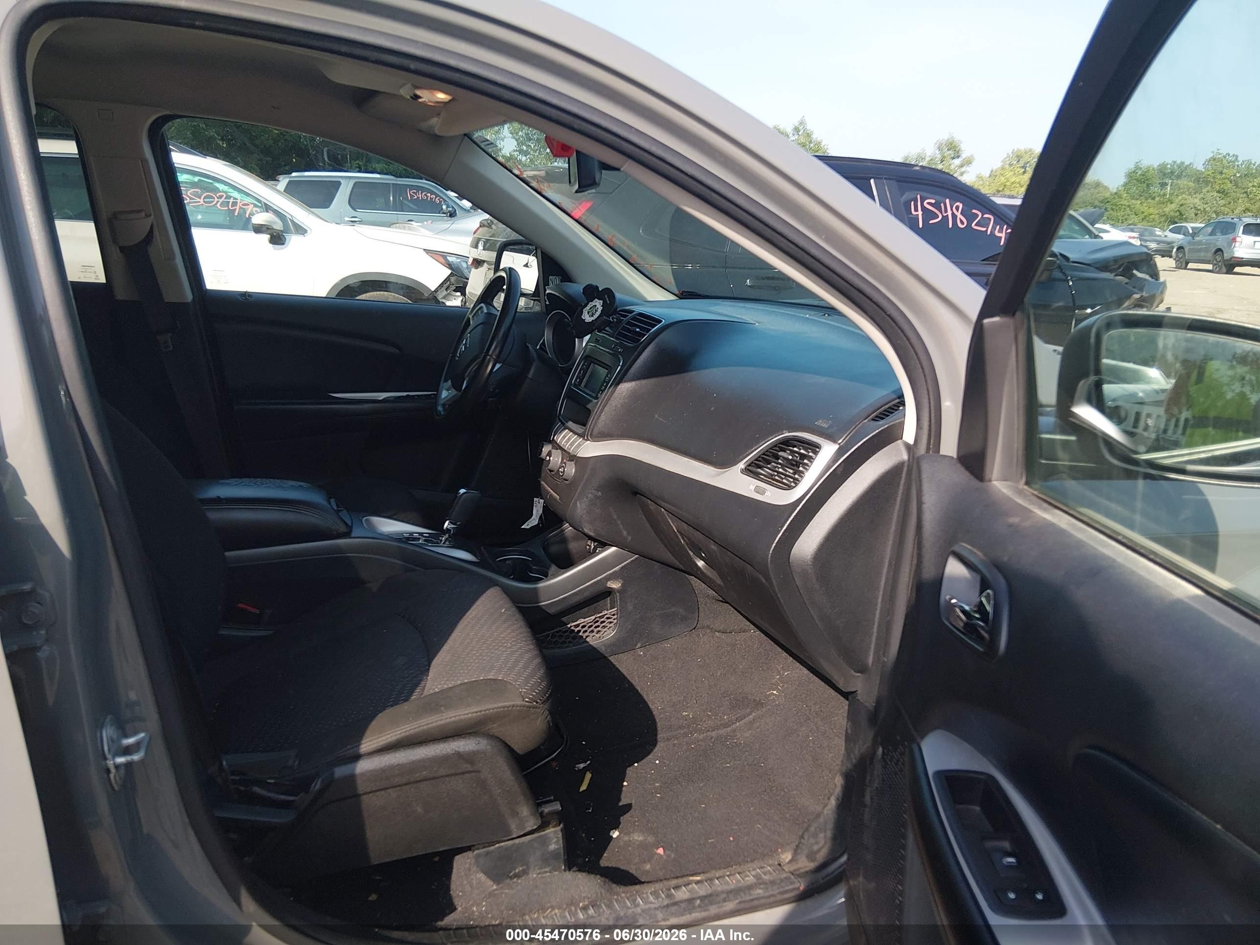 2019 Dodge Journey Se Gray vin: 3C4PDCBB0KT834844