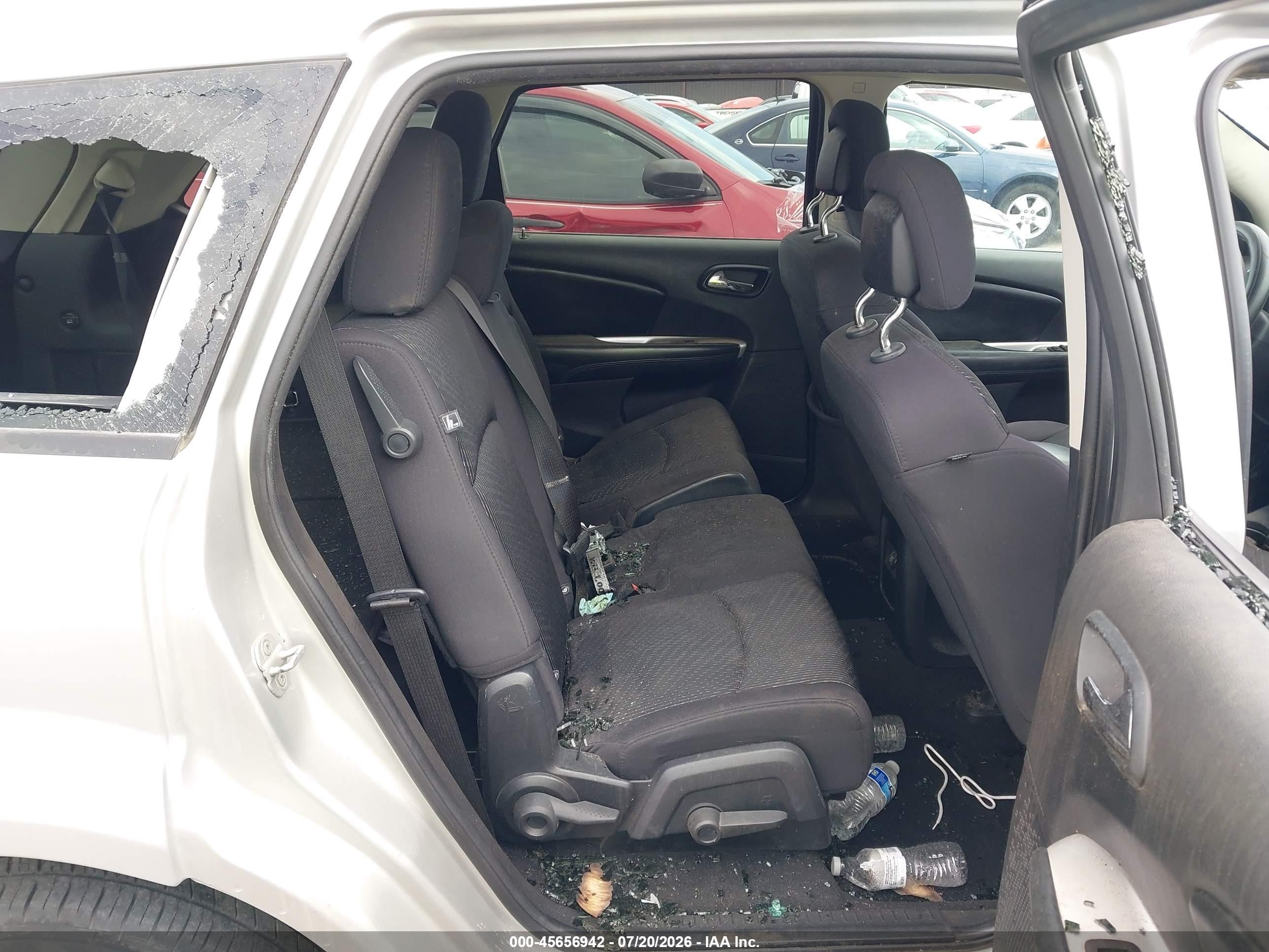 2013 Dodge Journey Sxt Silver vin: 3C4PDCBB1DT557060