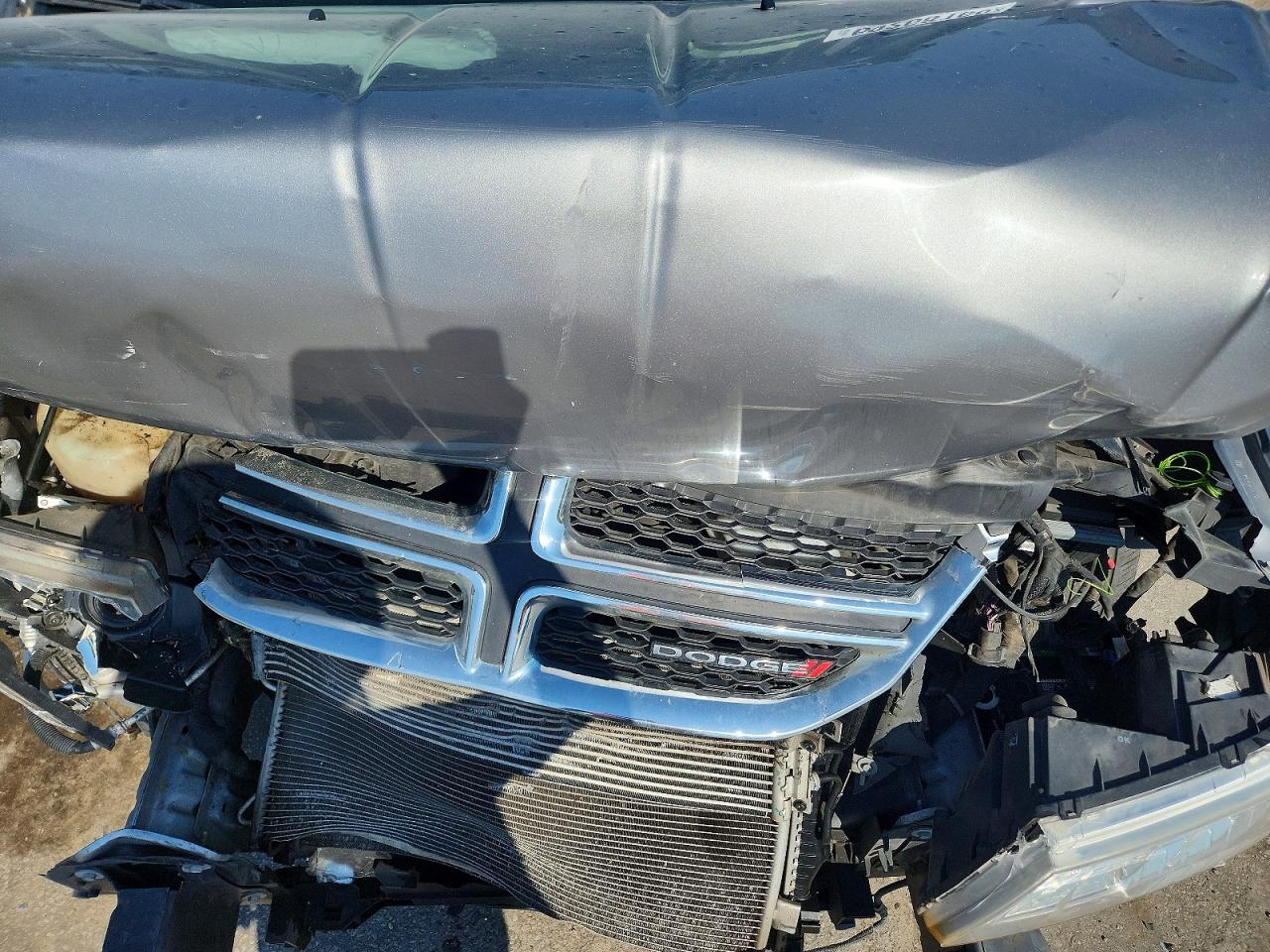 2019 Dodge Journey Se Серебряный vin: 3C4PDCBB1KT836487