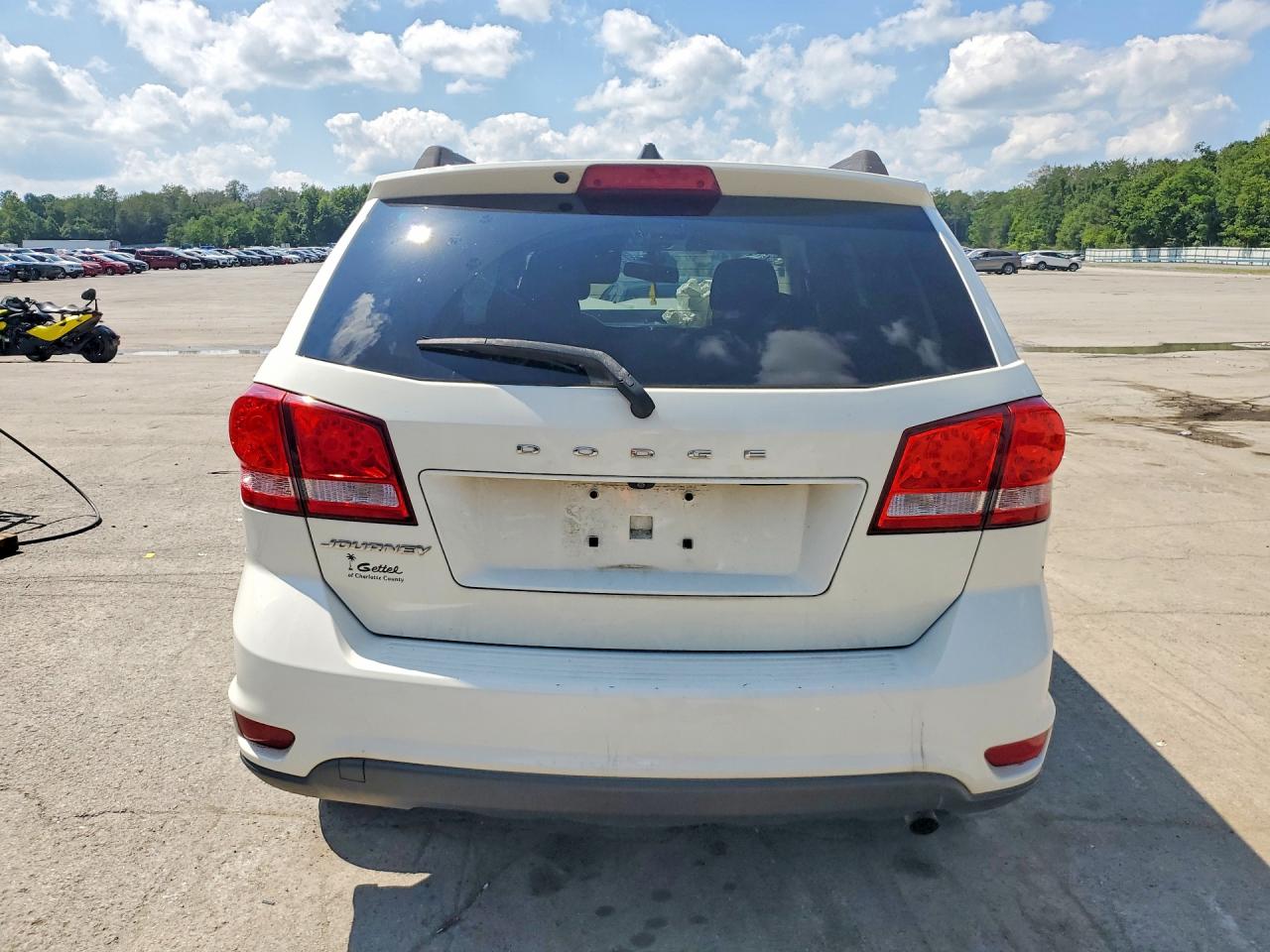 2019 Dodge Journey Se White vin: 3C4PDCBB1KT848641