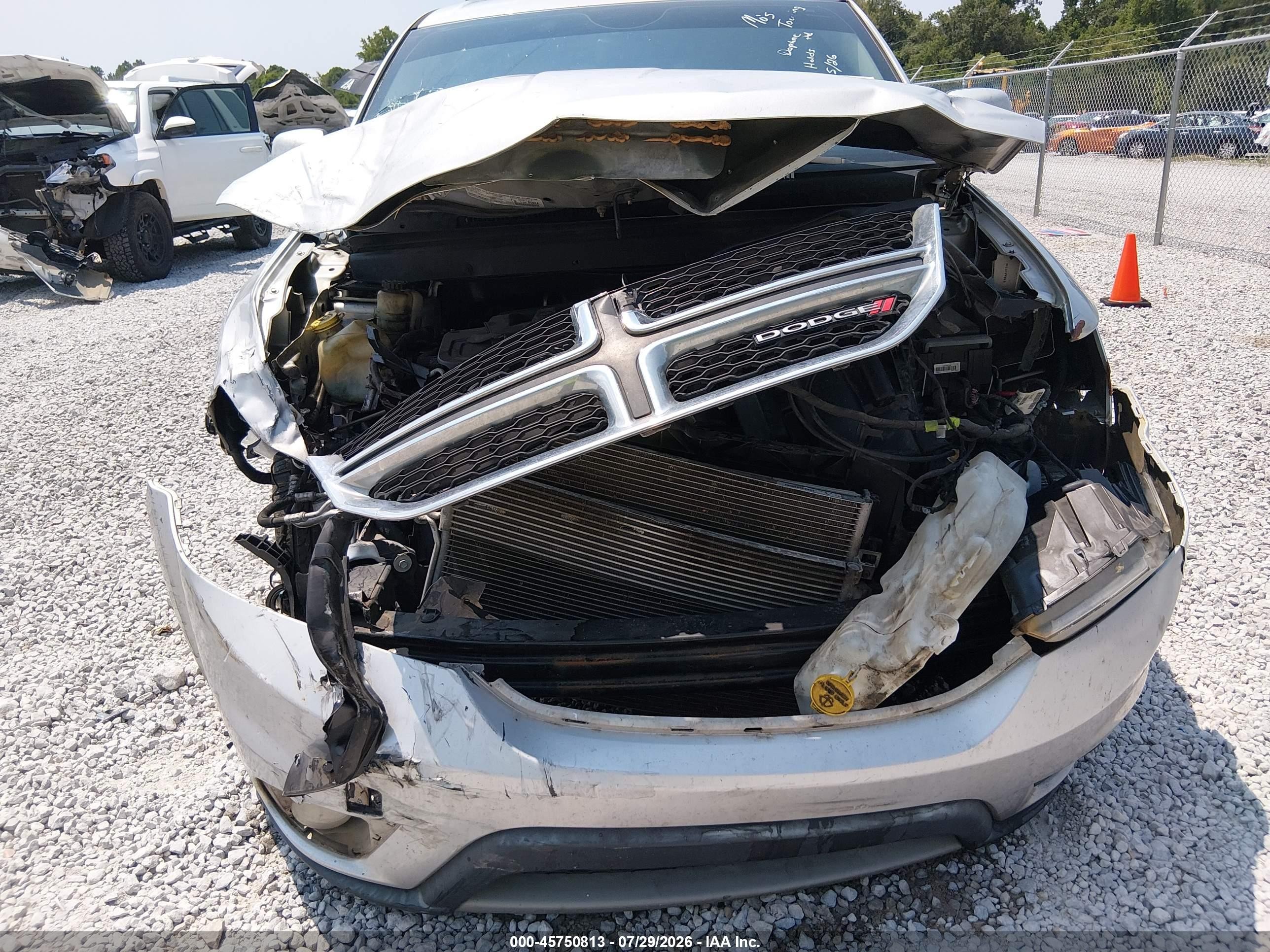 2014 Dodge Journey Sxt Silver vin: 3C4PDCBB3ET263807