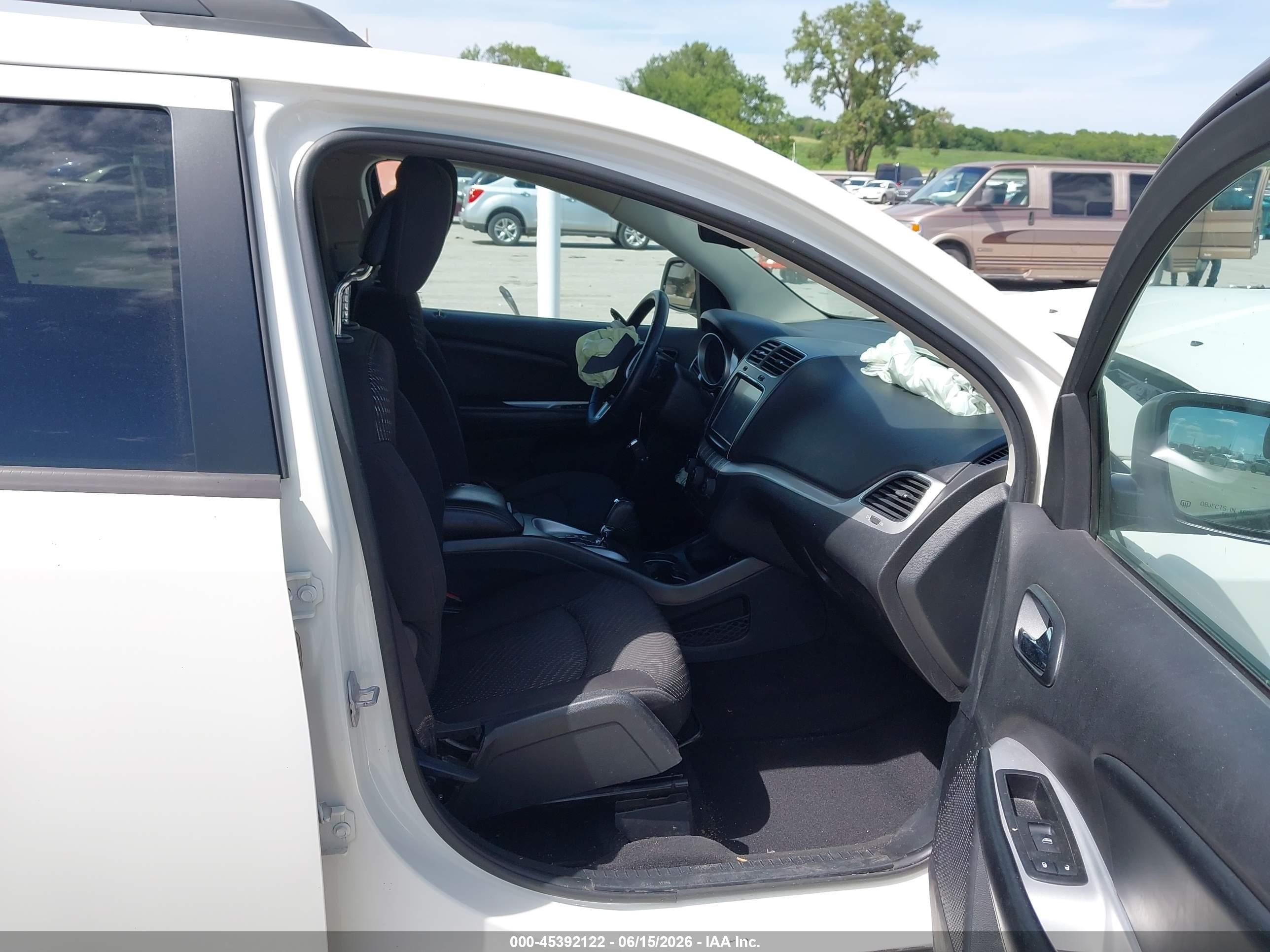 2014 Dodge Journey Sxt White vin: 3C4PDCBB3ET289792