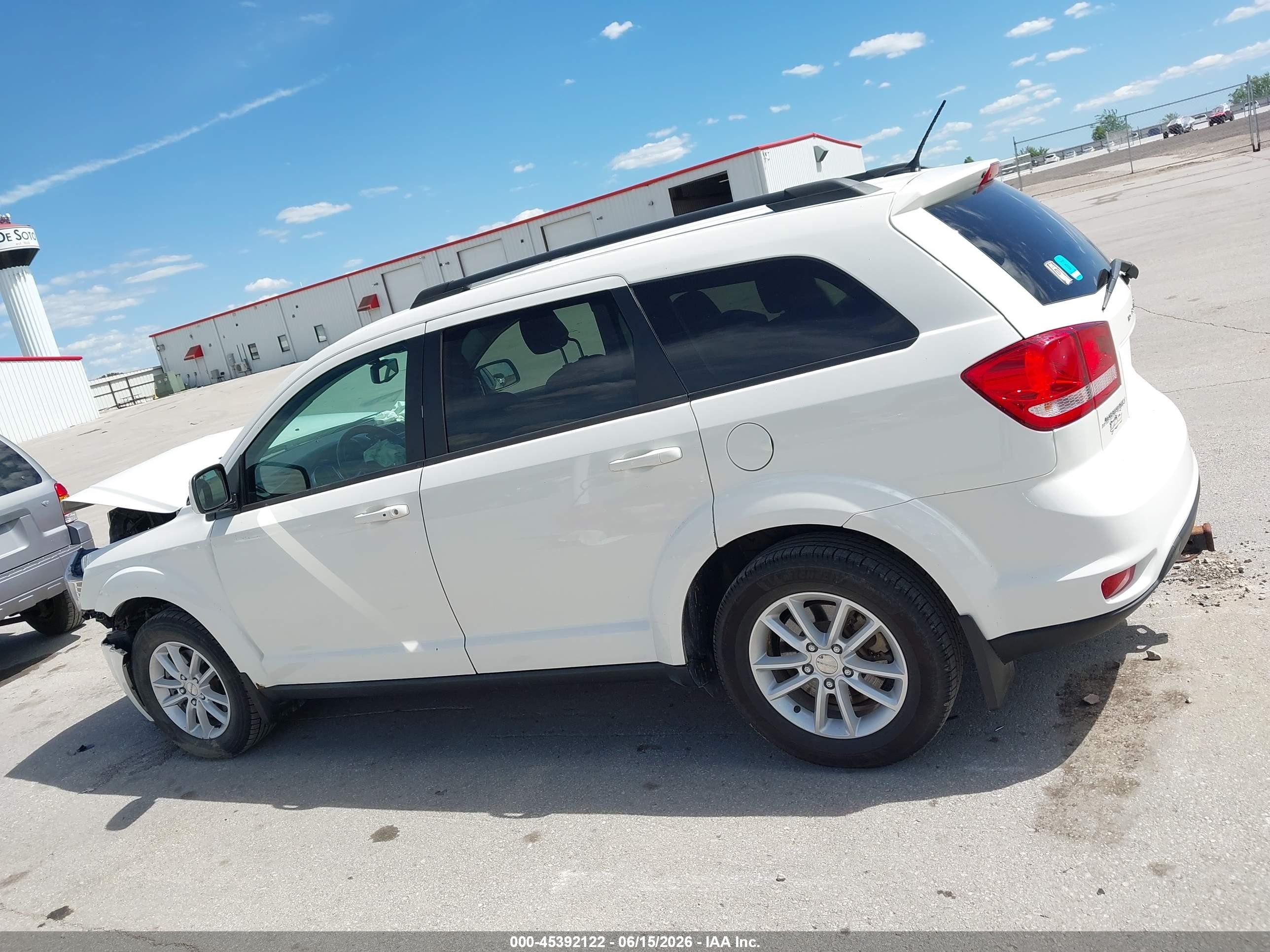 2014 Dodge Journey Sxt White vin: 3C4PDCBB3ET289792