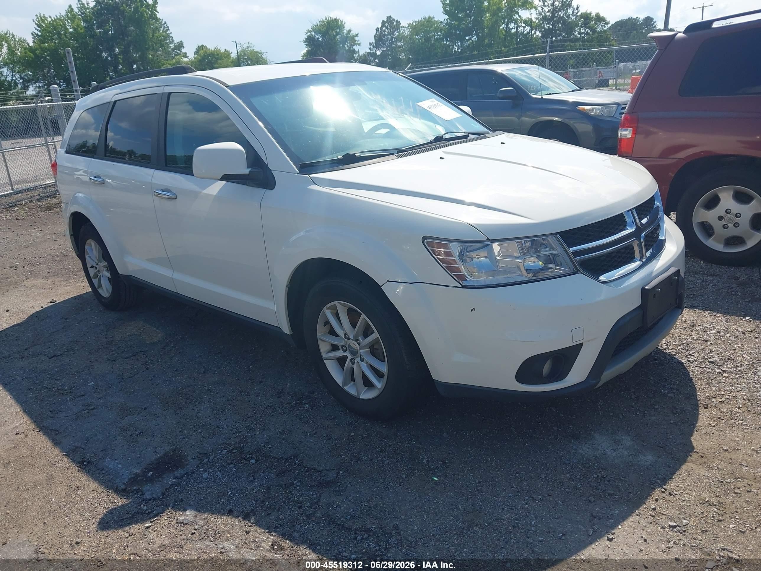 2014 Dodge Journey Sxt Белый vin: 3C4PDCBB4ET180595