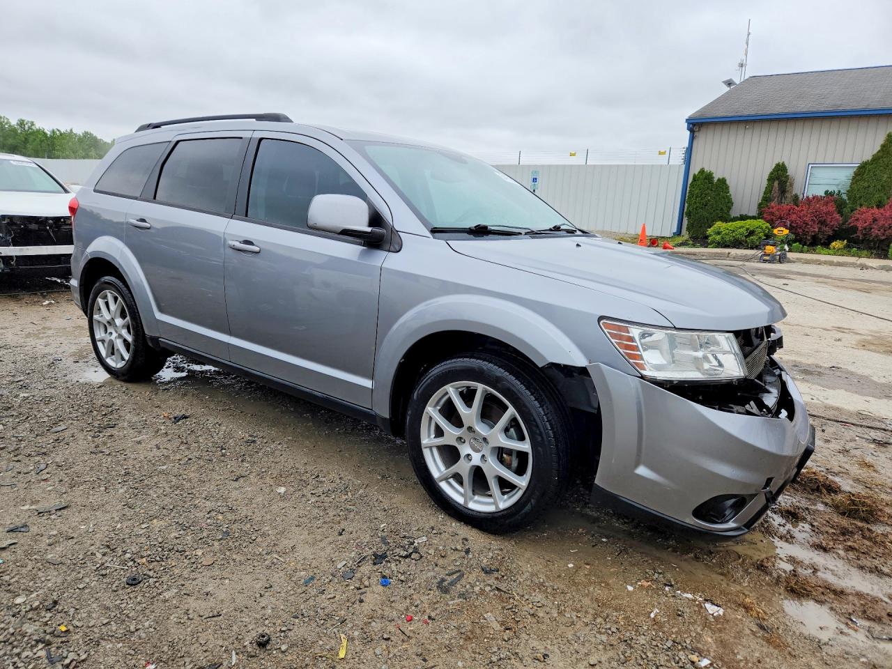 2015 Dodge Journey Sxt Silver vin: 3C4PDCBB4FT719377