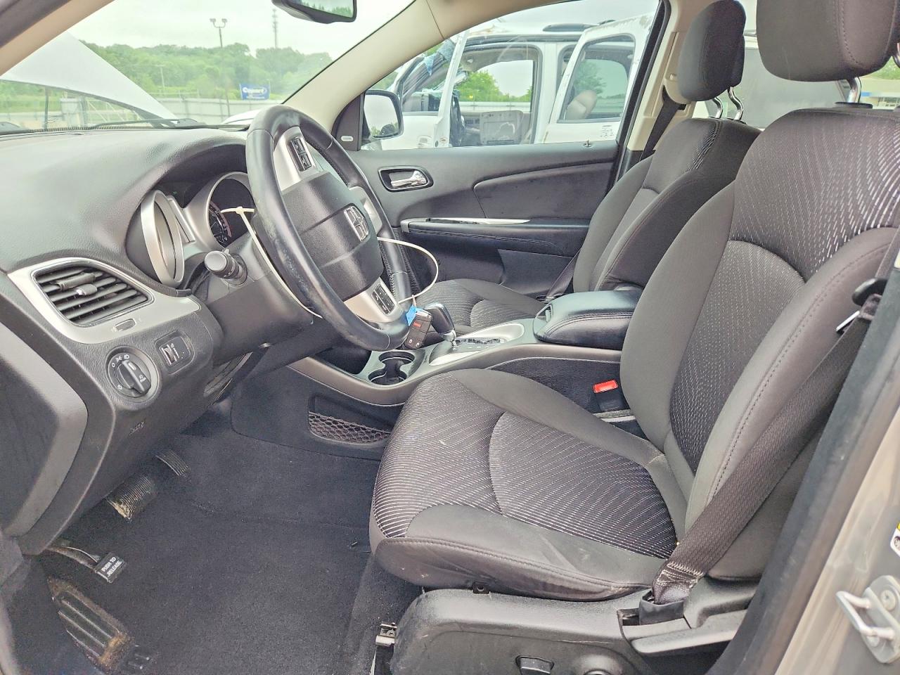 2015 Dodge Journey Sxt Silver vin: 3C4PDCBB4FT719377