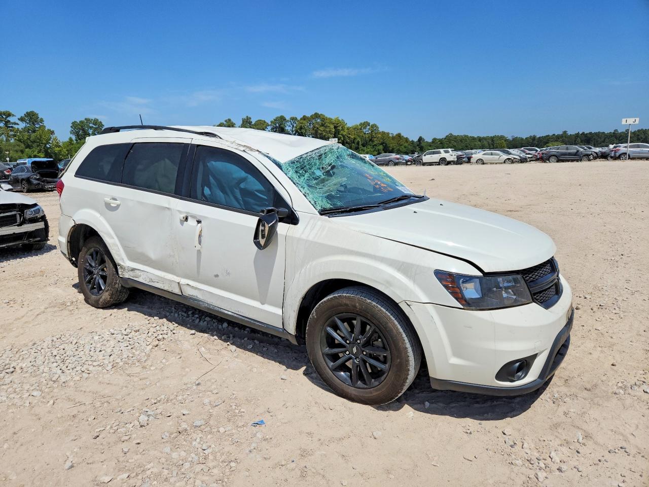 2019 Dodge Journey Se White vin: 3C4PDCBB4KT846012