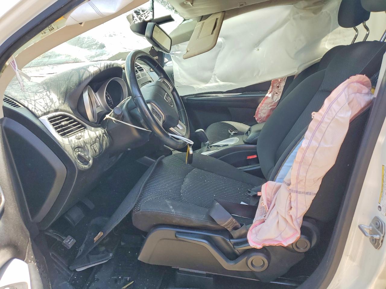 2019 Dodge Journey Se White vin: 3C4PDCBB4KT846012
