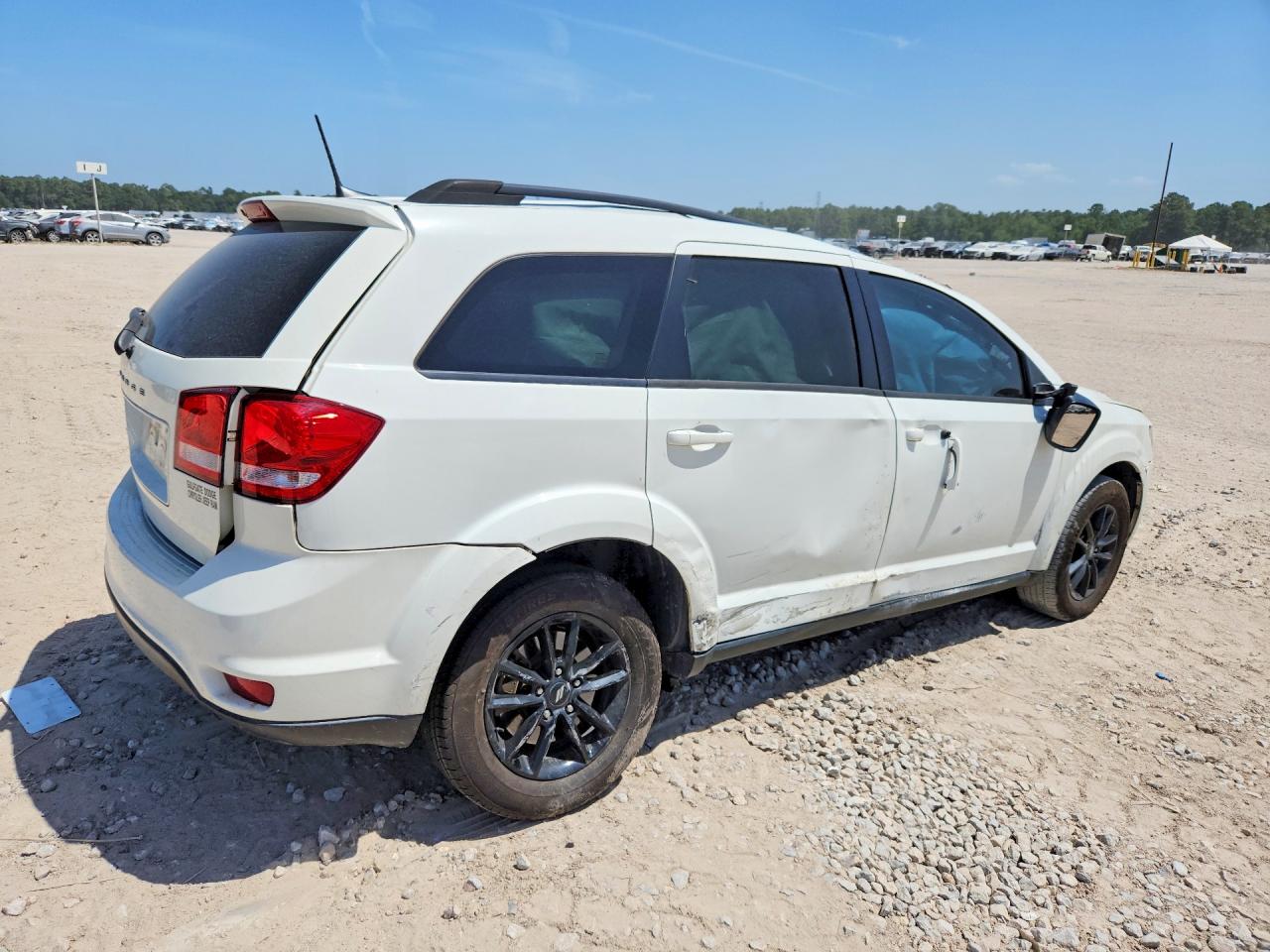 2019 Dodge Journey Se White vin: 3C4PDCBB4KT846012