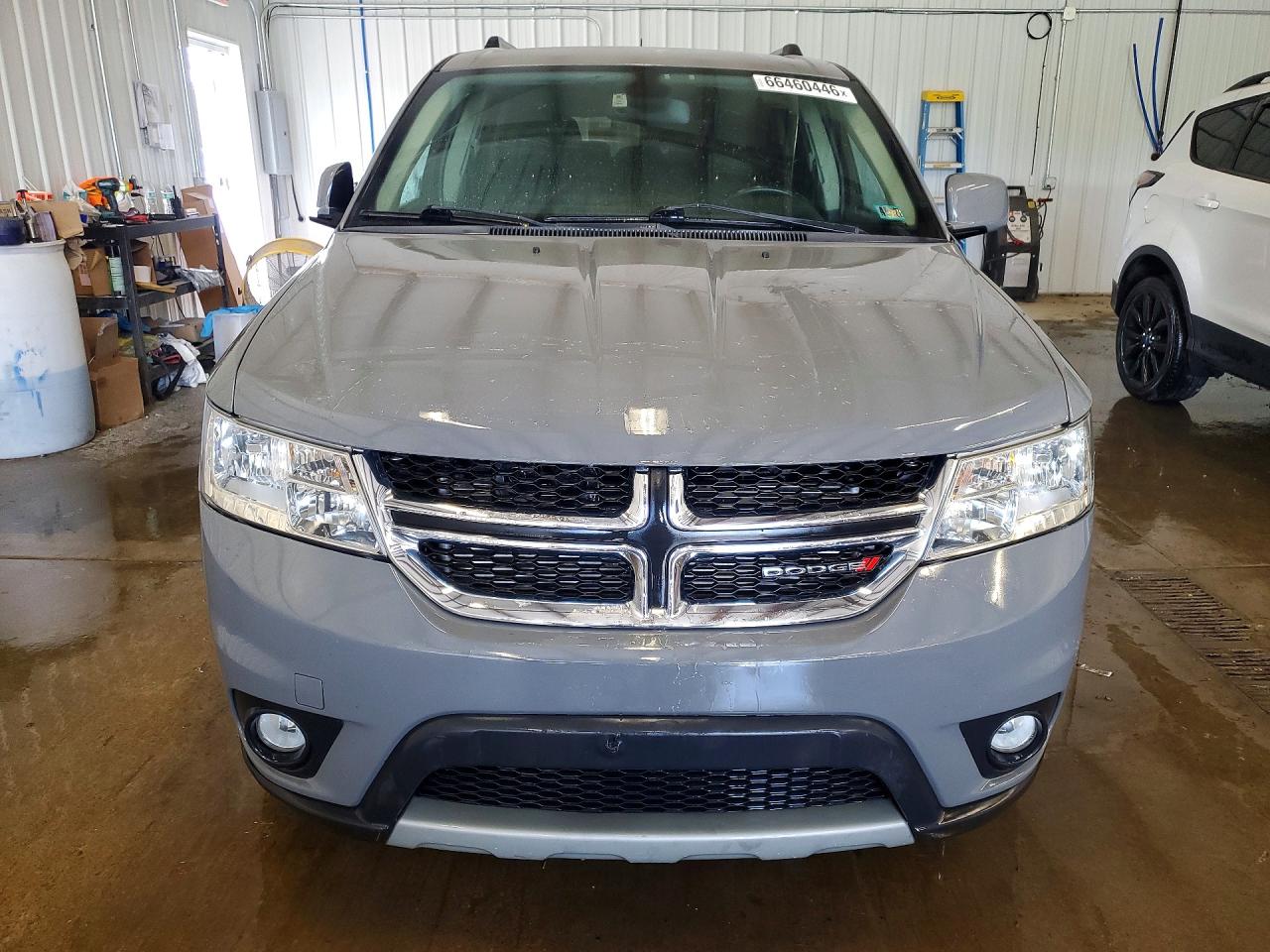 2019 Dodge Journey Se Gray vin: 3C4PDCBB5KT708074