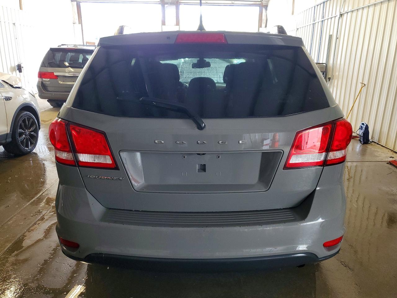 2019 Dodge Journey Se Gray vin: 3C4PDCBB5KT708074