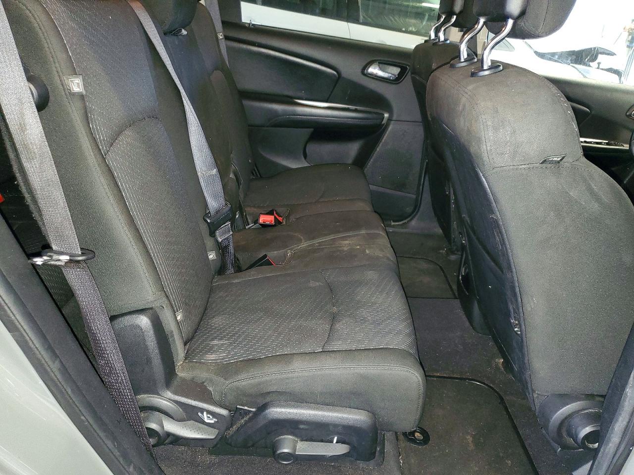 2019 Dodge Journey Se Gray vin: 3C4PDCBB5KT708074