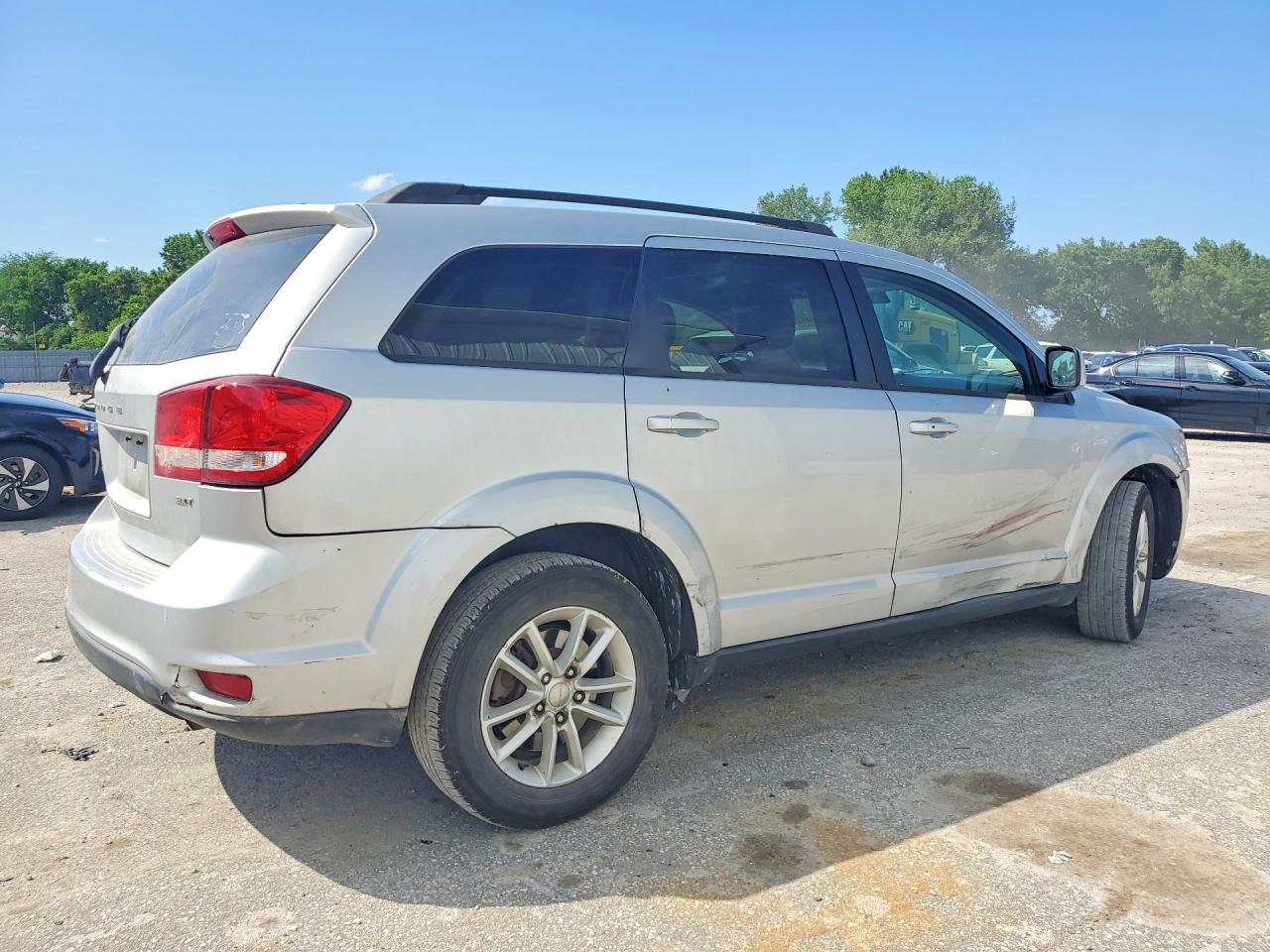 2014 Dodge Journey Sxt Silver vin: 3C4PDCBB7ET180493