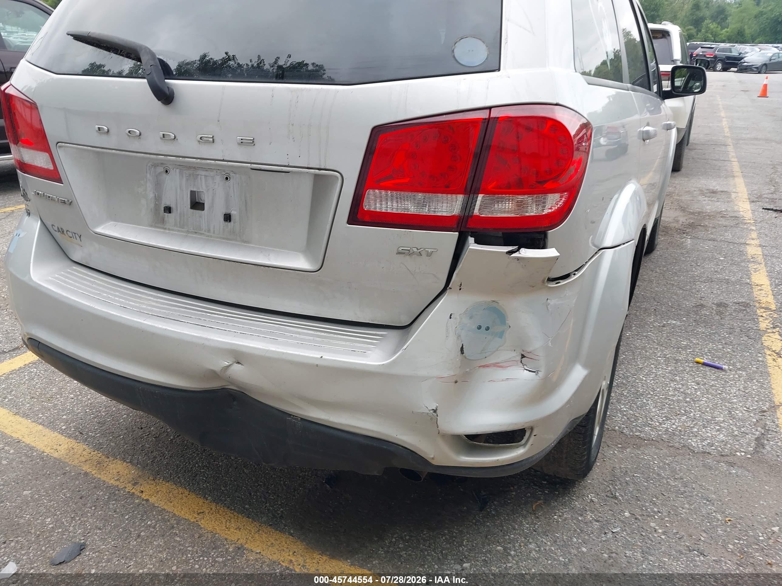 2014 Dodge Journey Sxt Silver vin: 3C4PDCBB7ET267309