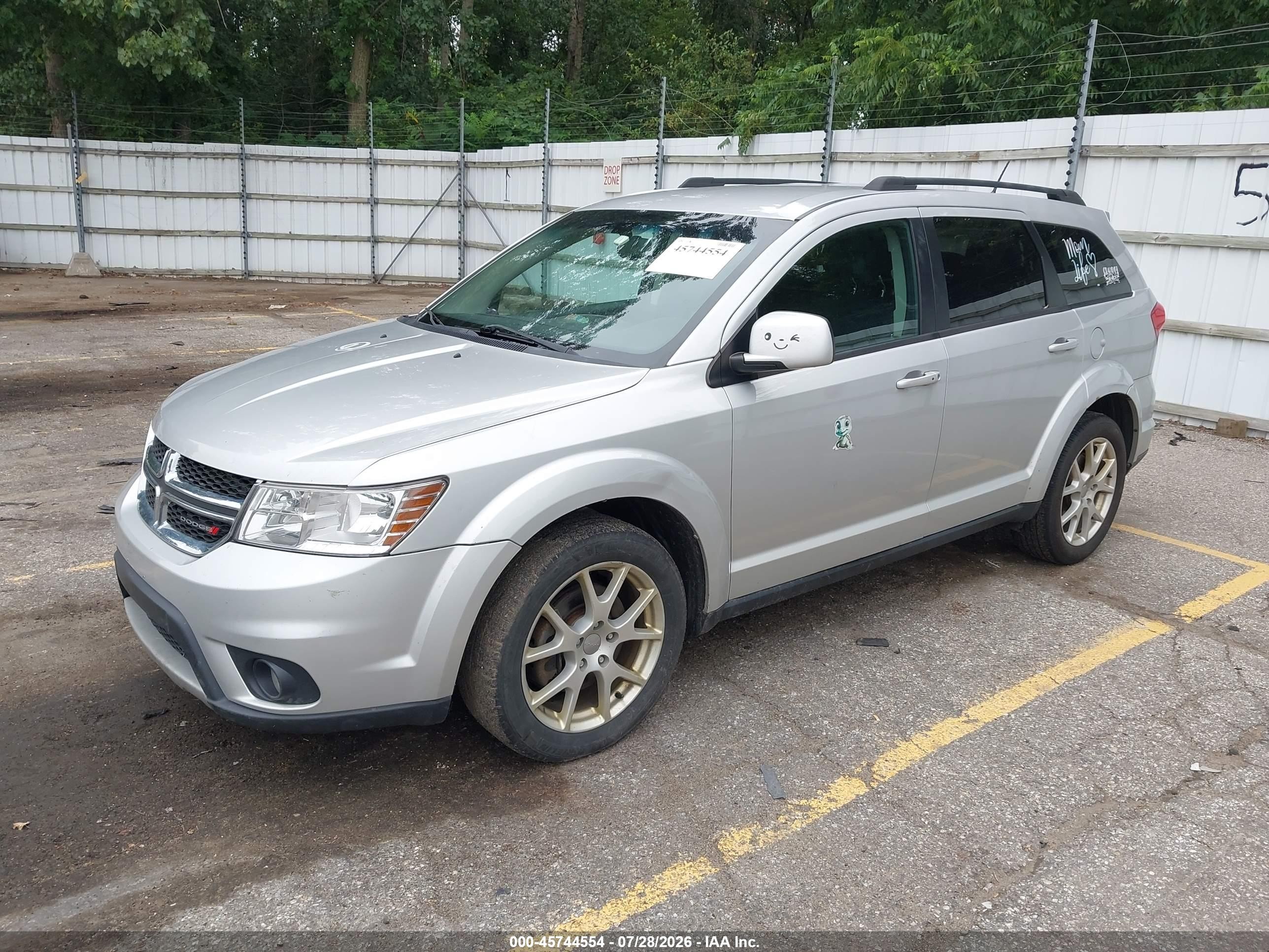 2014 Dodge Journey Sxt Silver vin: 3C4PDCBB7ET267309