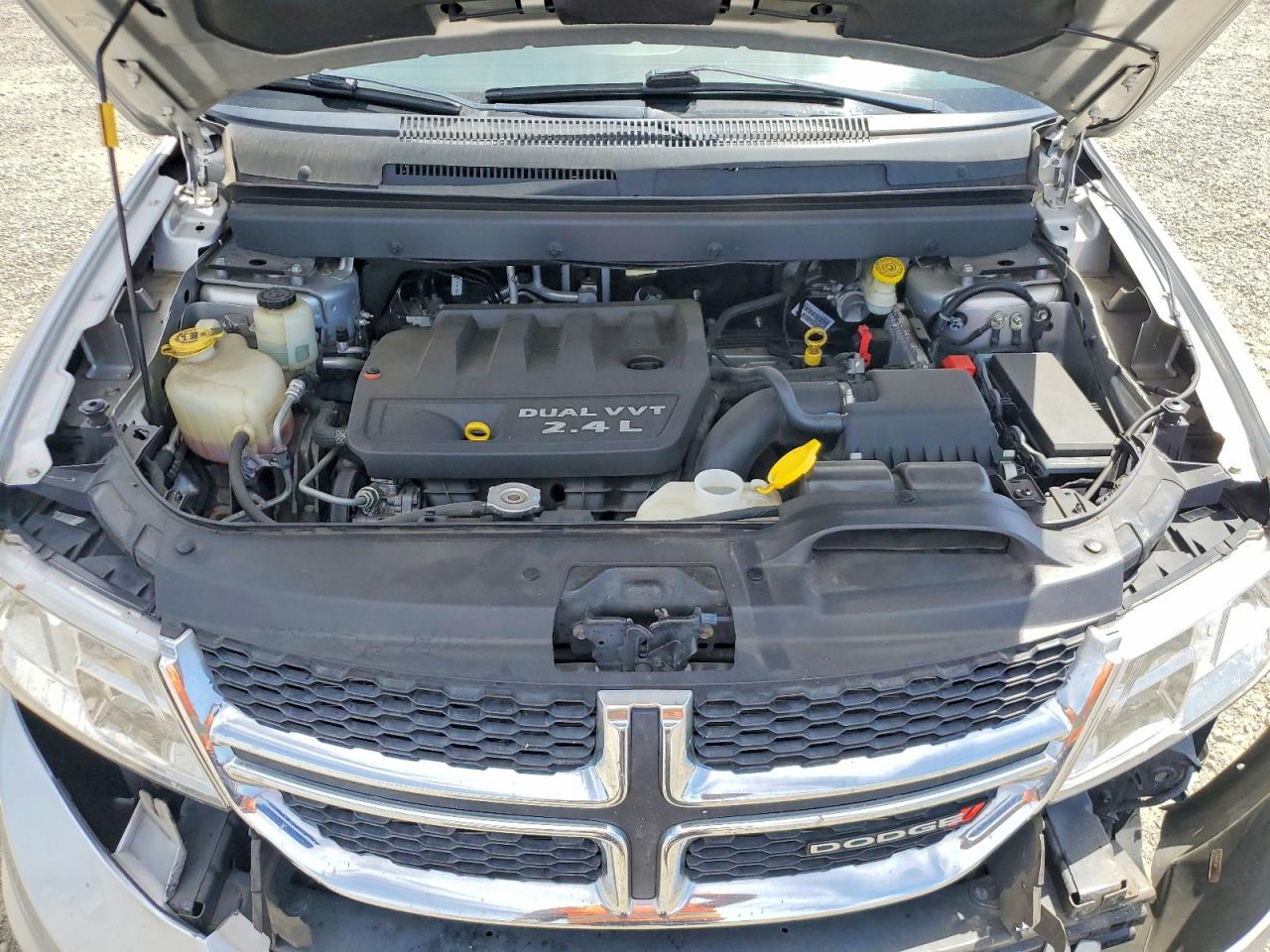 2014 Dodge Journey Sxt Silver vin: 3C4PDCBB8ET290310