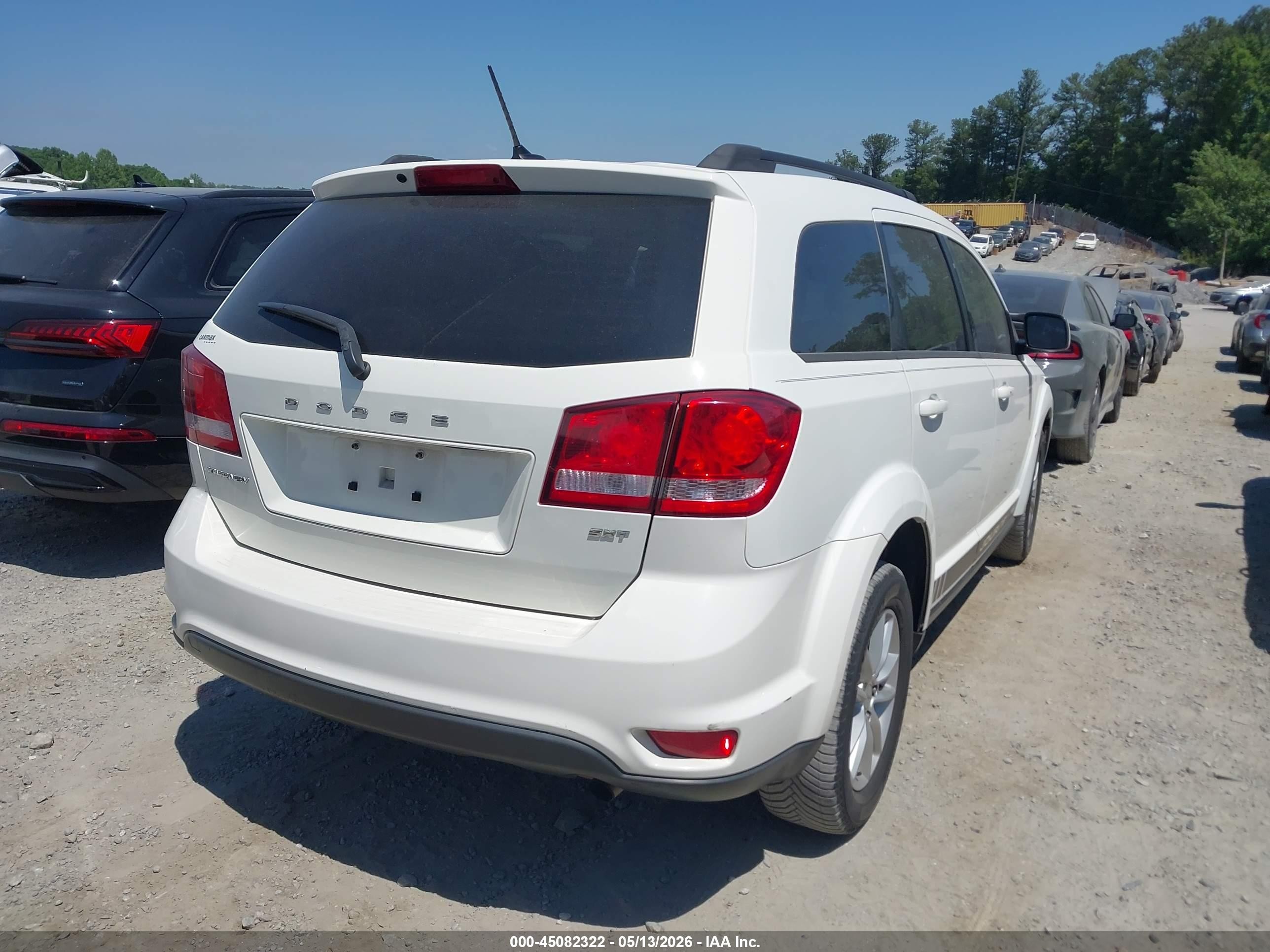 2015 Dodge Journey Sxt White vin: 3C4PDCBB8FT709077