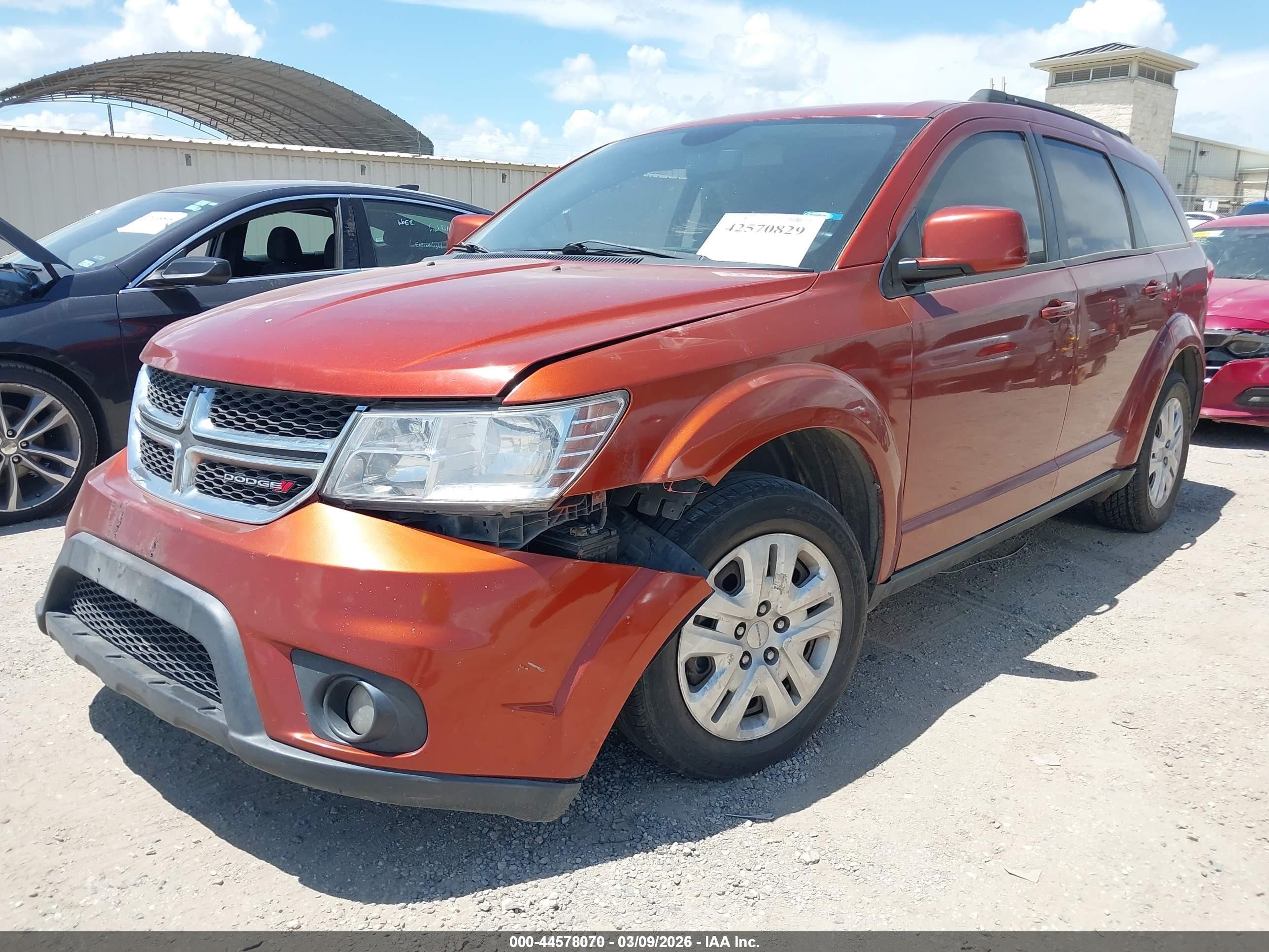 2014 Dodge Journey Sxt Orange vin: 3C4PDCBB9ET170628